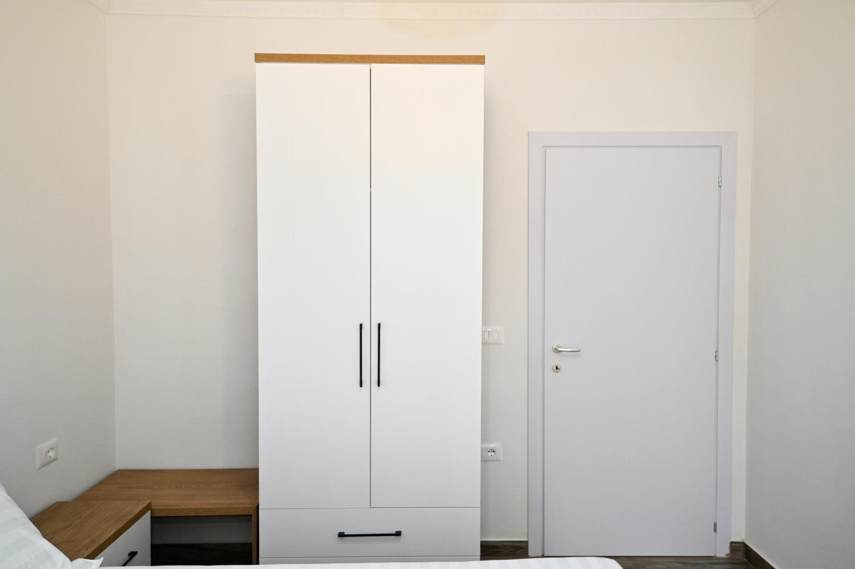 Elite Apartments