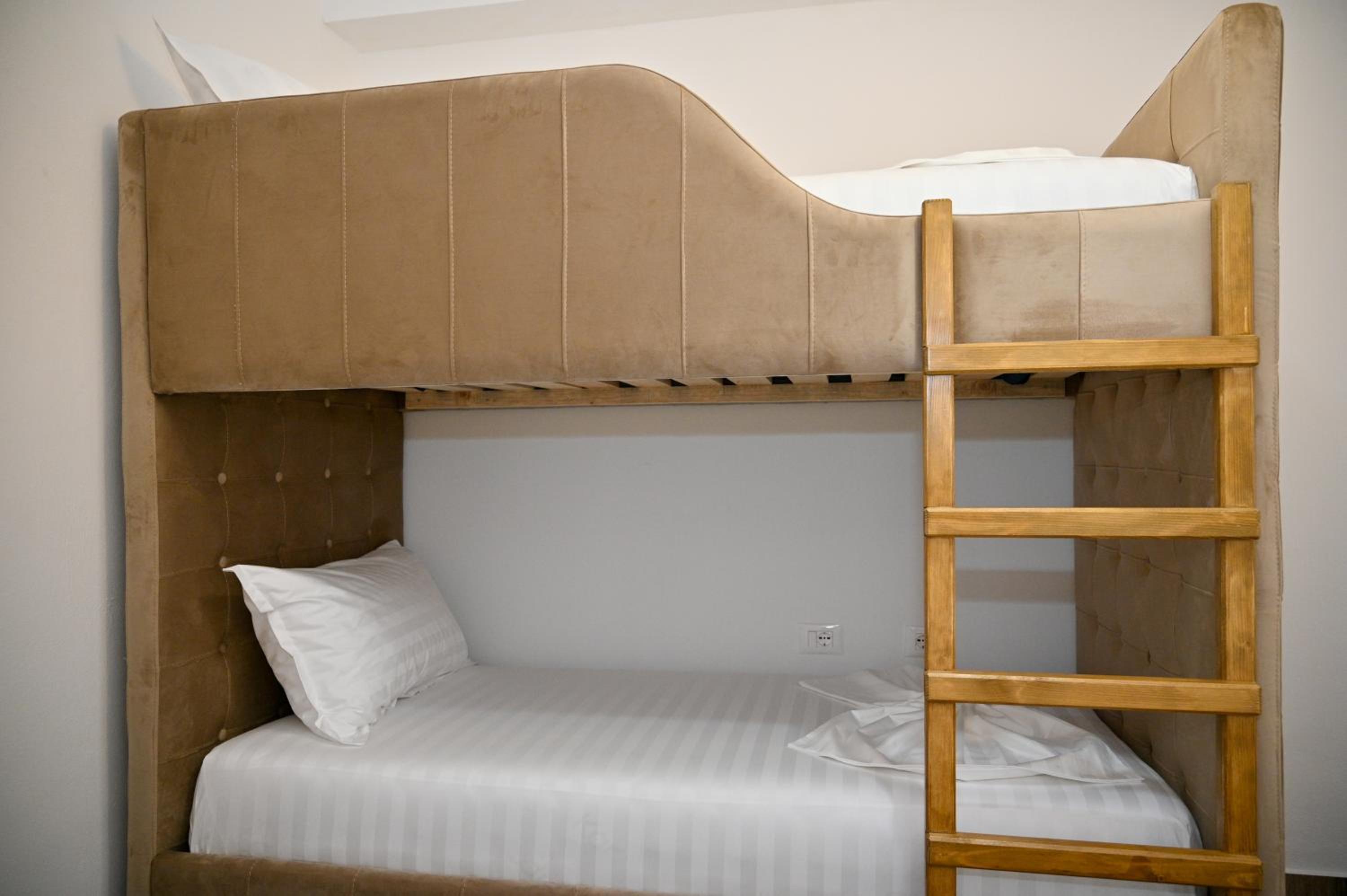 Elite Apartments