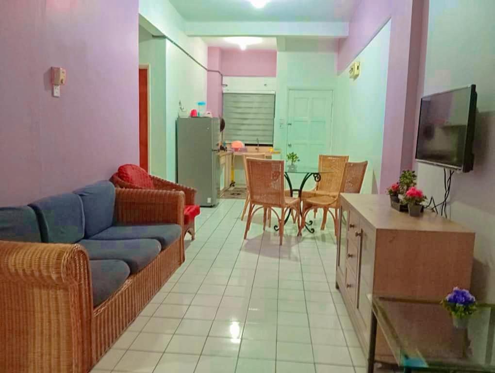 Rezeki Homestay PD photo 3