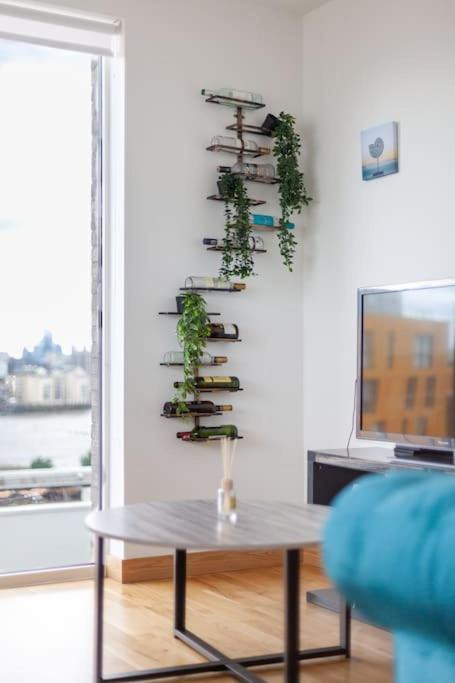 Modern 1-bed with Panoramic View In Central London