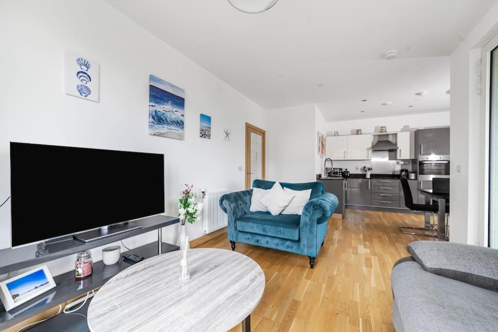 Modern 1-bed with Panoramic View In Central London