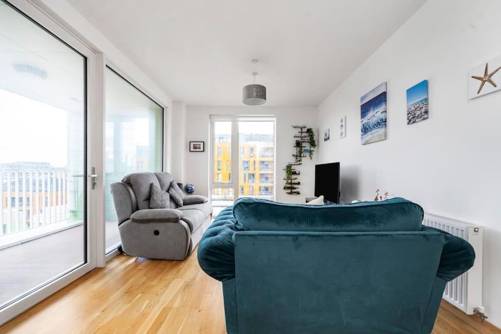 Modern 1-bed with Panoramic View In Central London