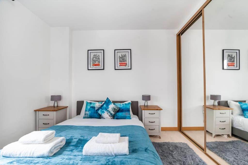 Modern 1-bed with Panoramic View In Central London