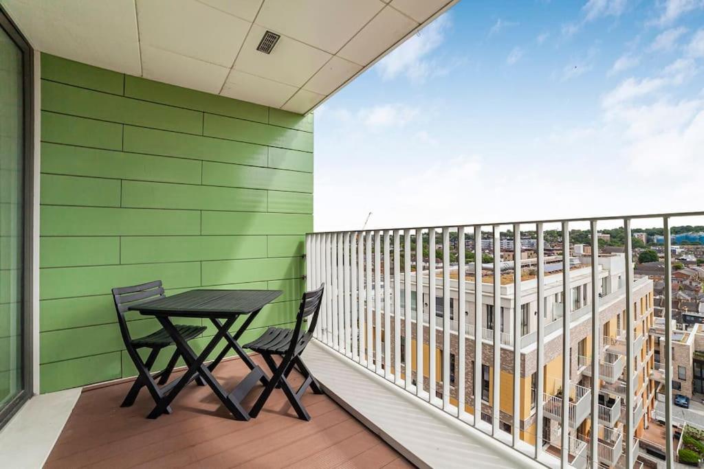Modern 1-bed with Panoramic View In Central London