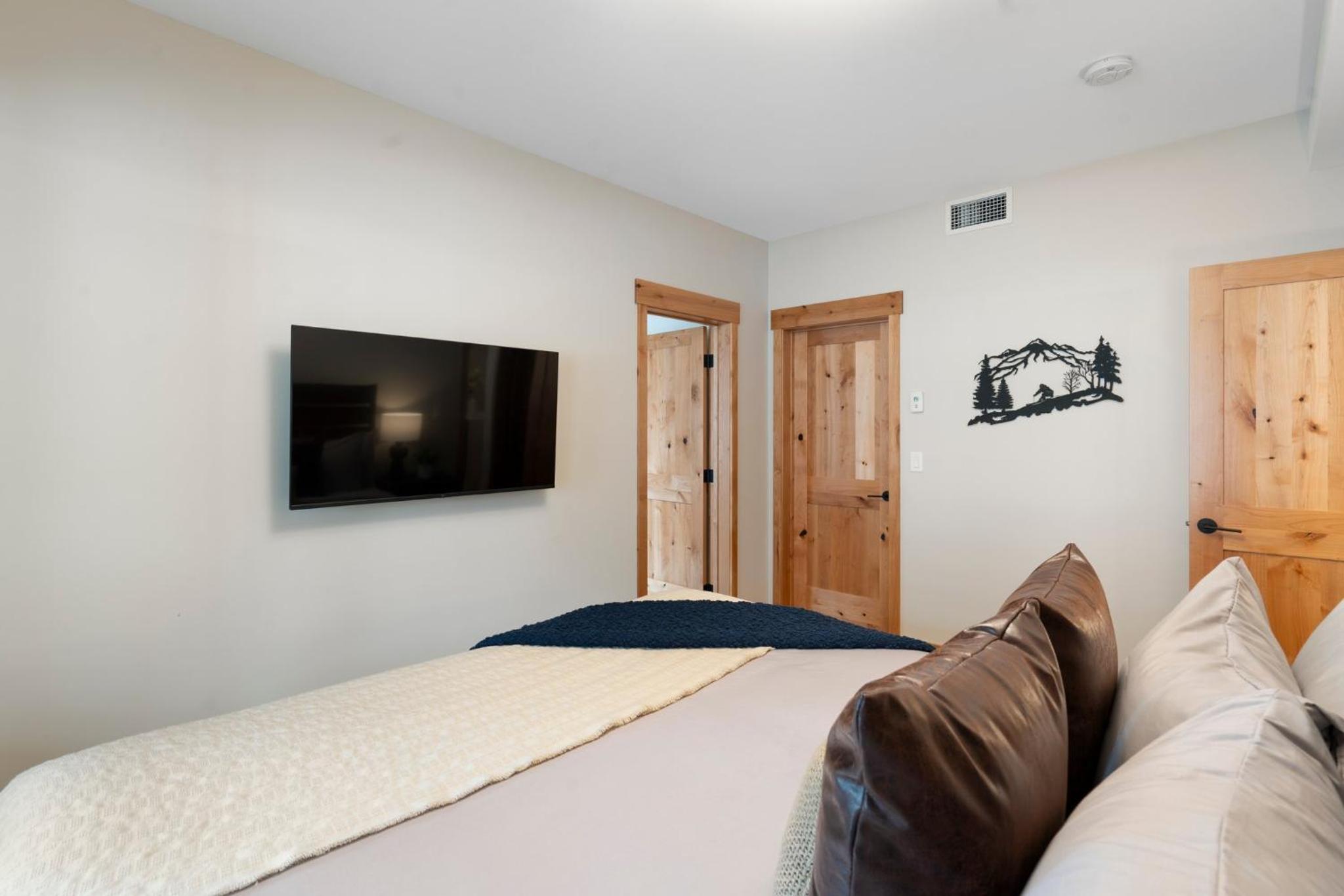 Timberstone Condo by Canadian Rockies Vacation Rentals
