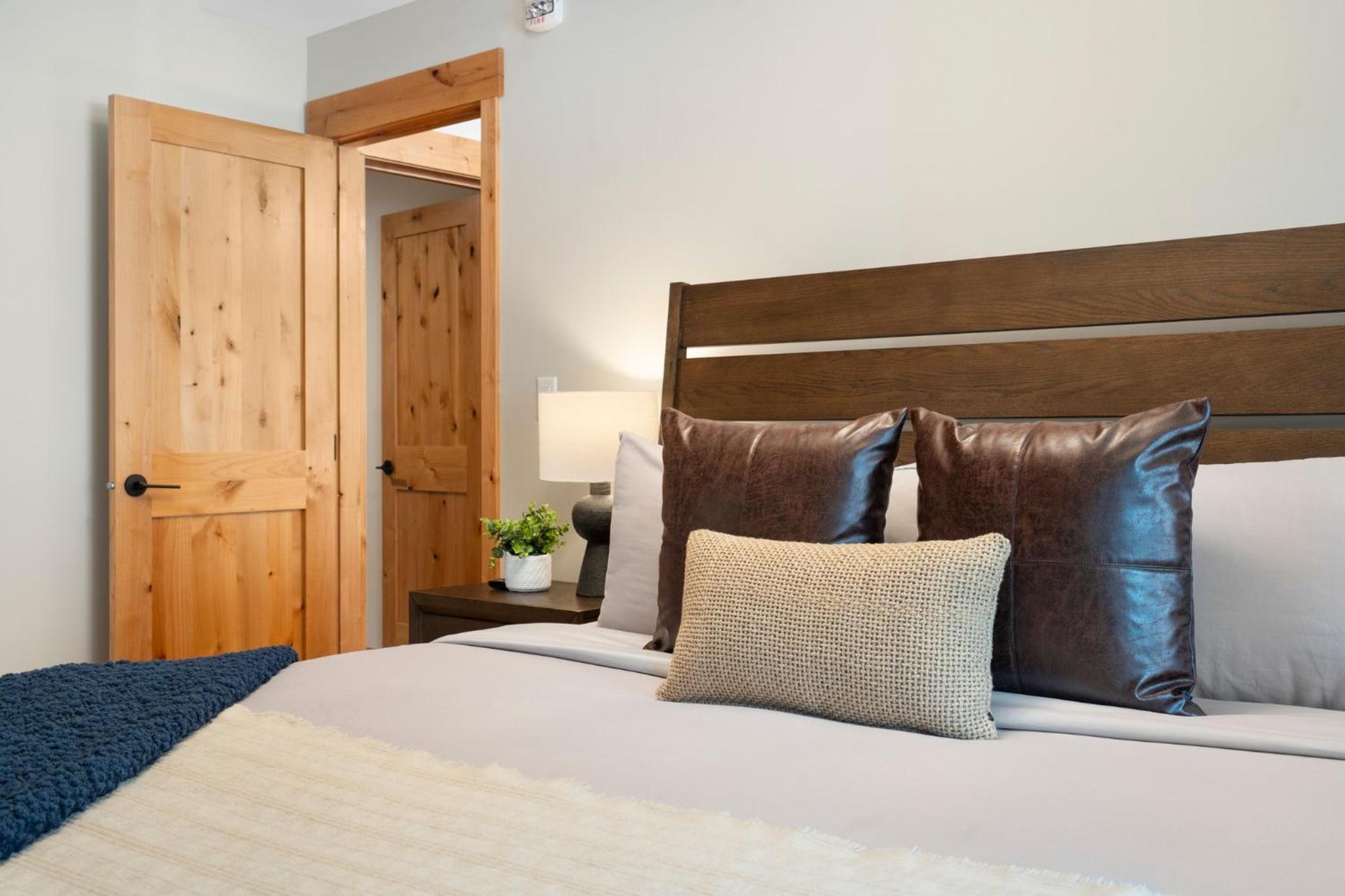 Timberstone Condo by Canadian Rockies Vacation Rentals
