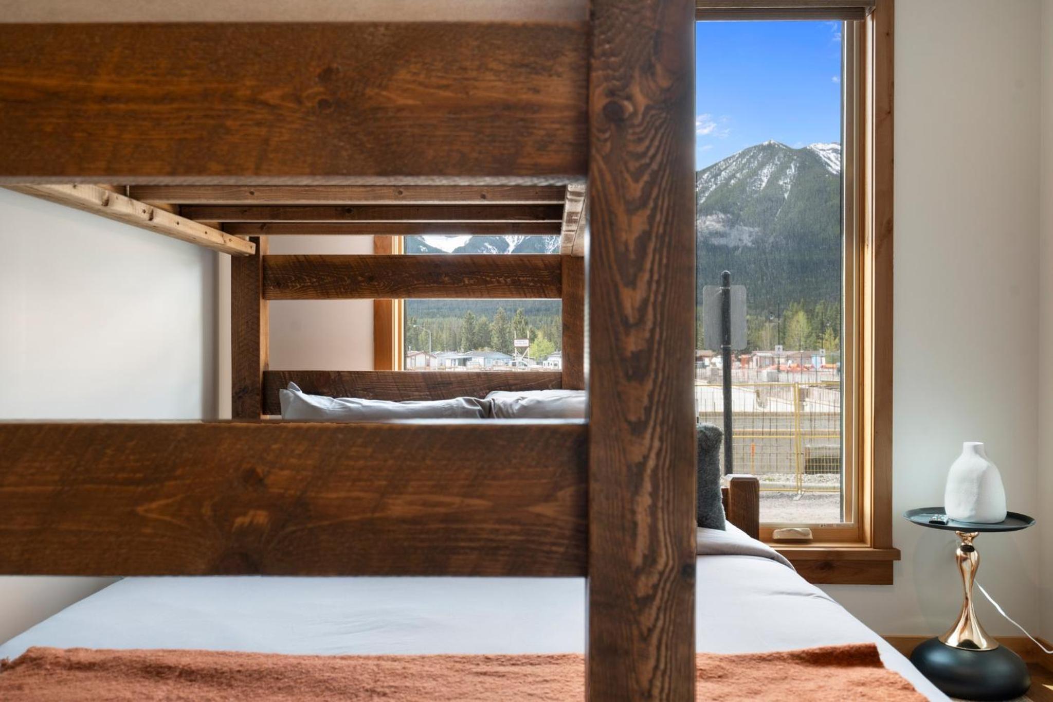 Timberstone Condo by Canadian Rockies Vacation Rentals