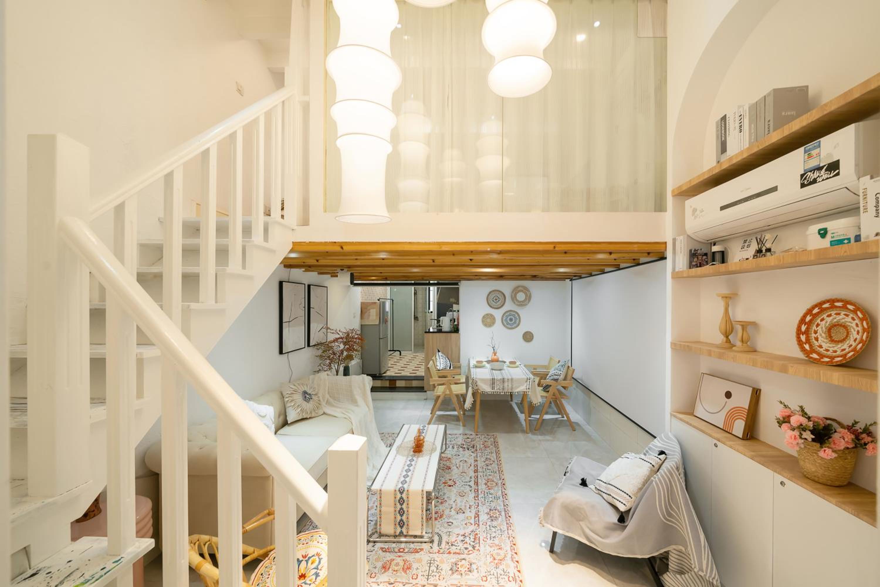 Shanghai Downtown Yi Du B&B - Near South Shaanxi Road Metro Station 600meters