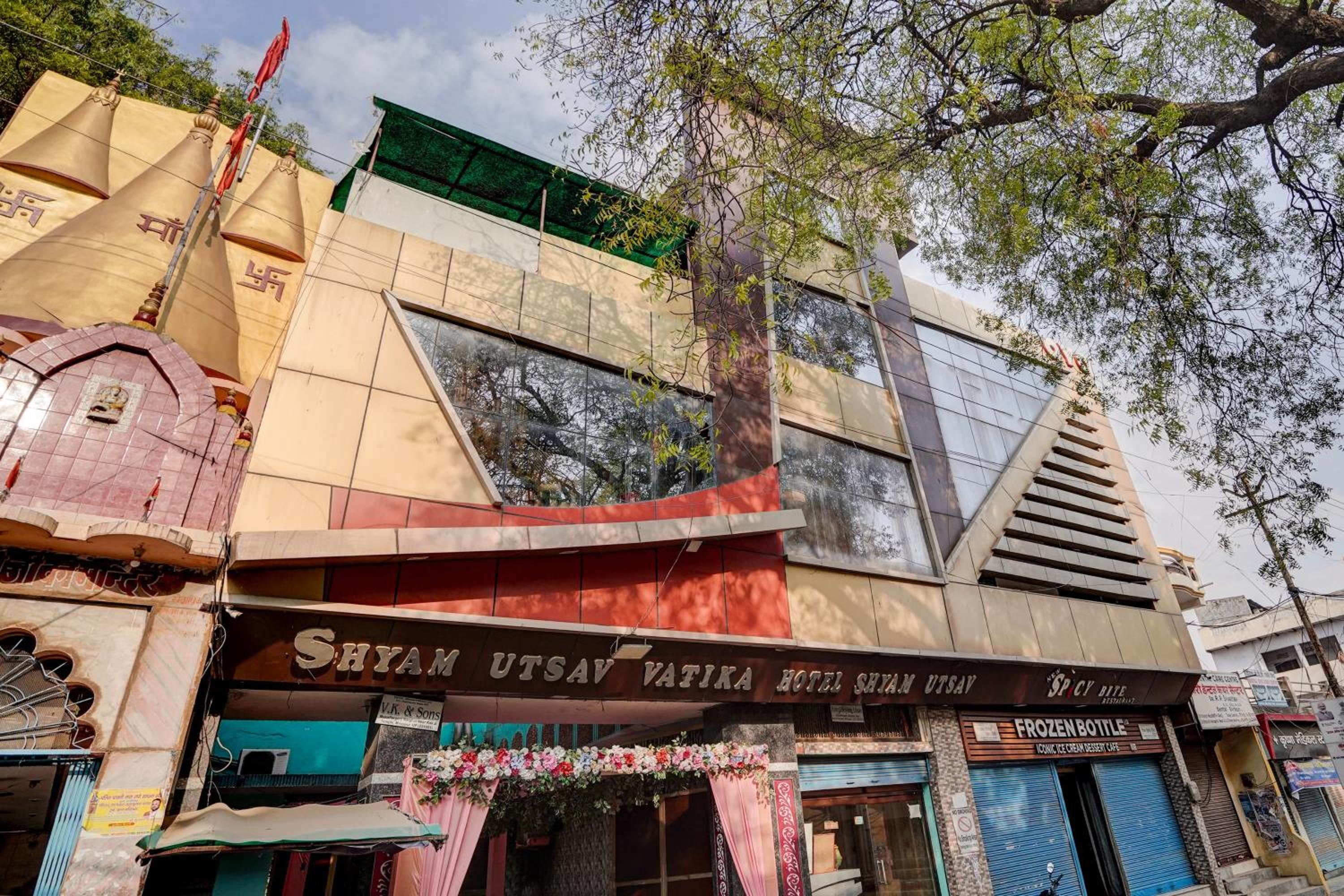 Hotel O Shyam Utsav