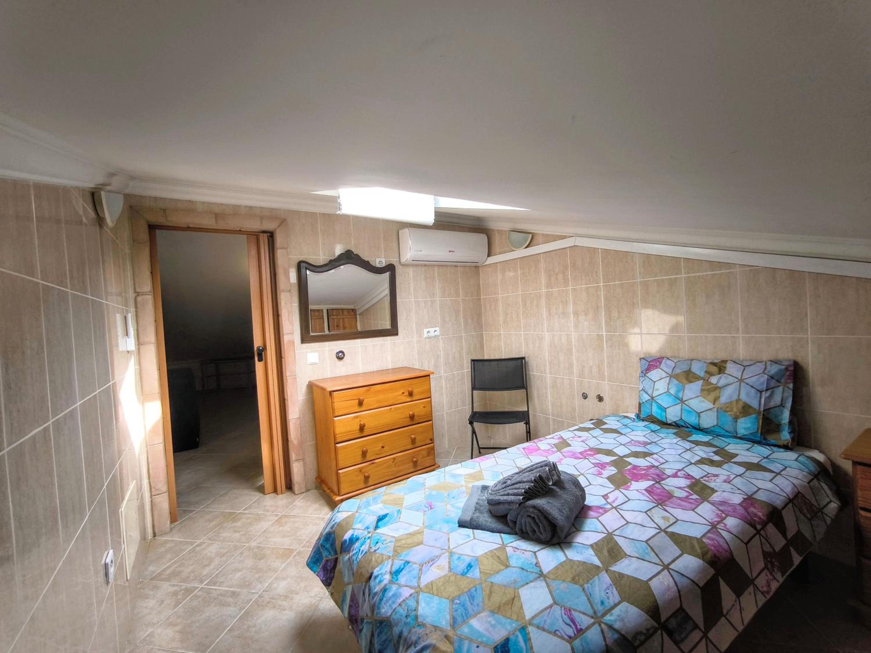 Large Duplex Apartment Pool View en Albufeira — hotel room