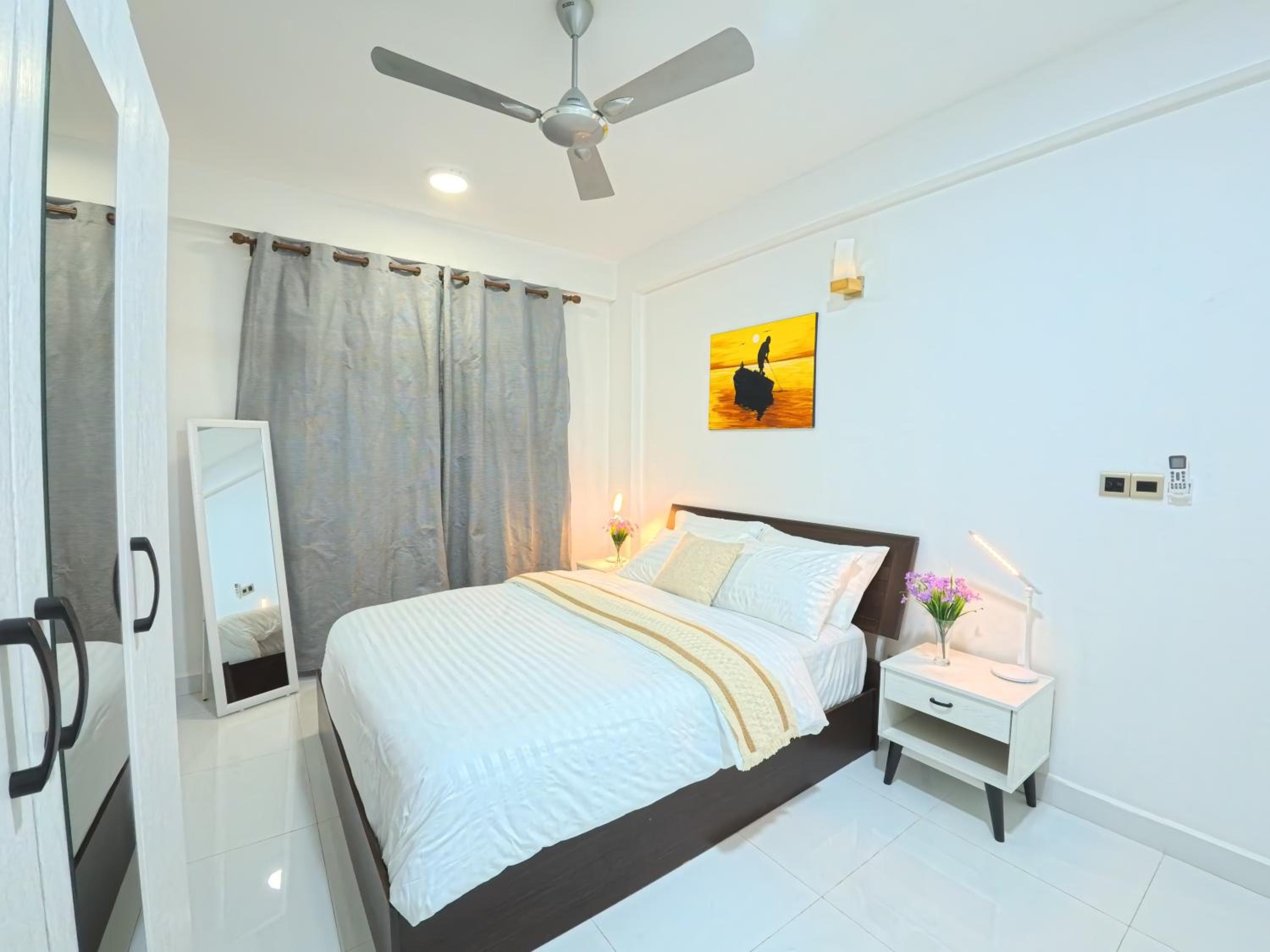 Urban Stays by Empress photo 5
