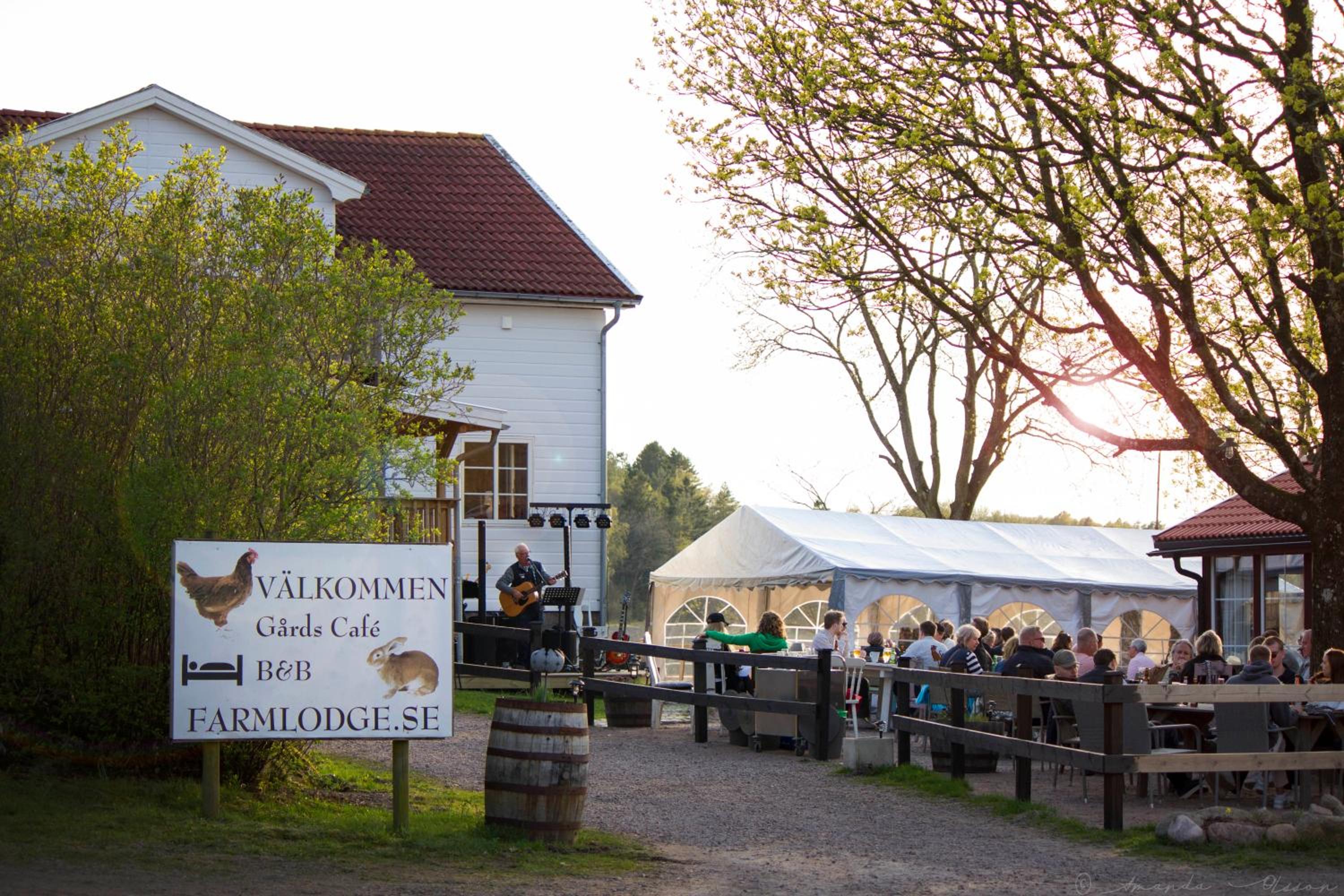 Toric Farmlodge