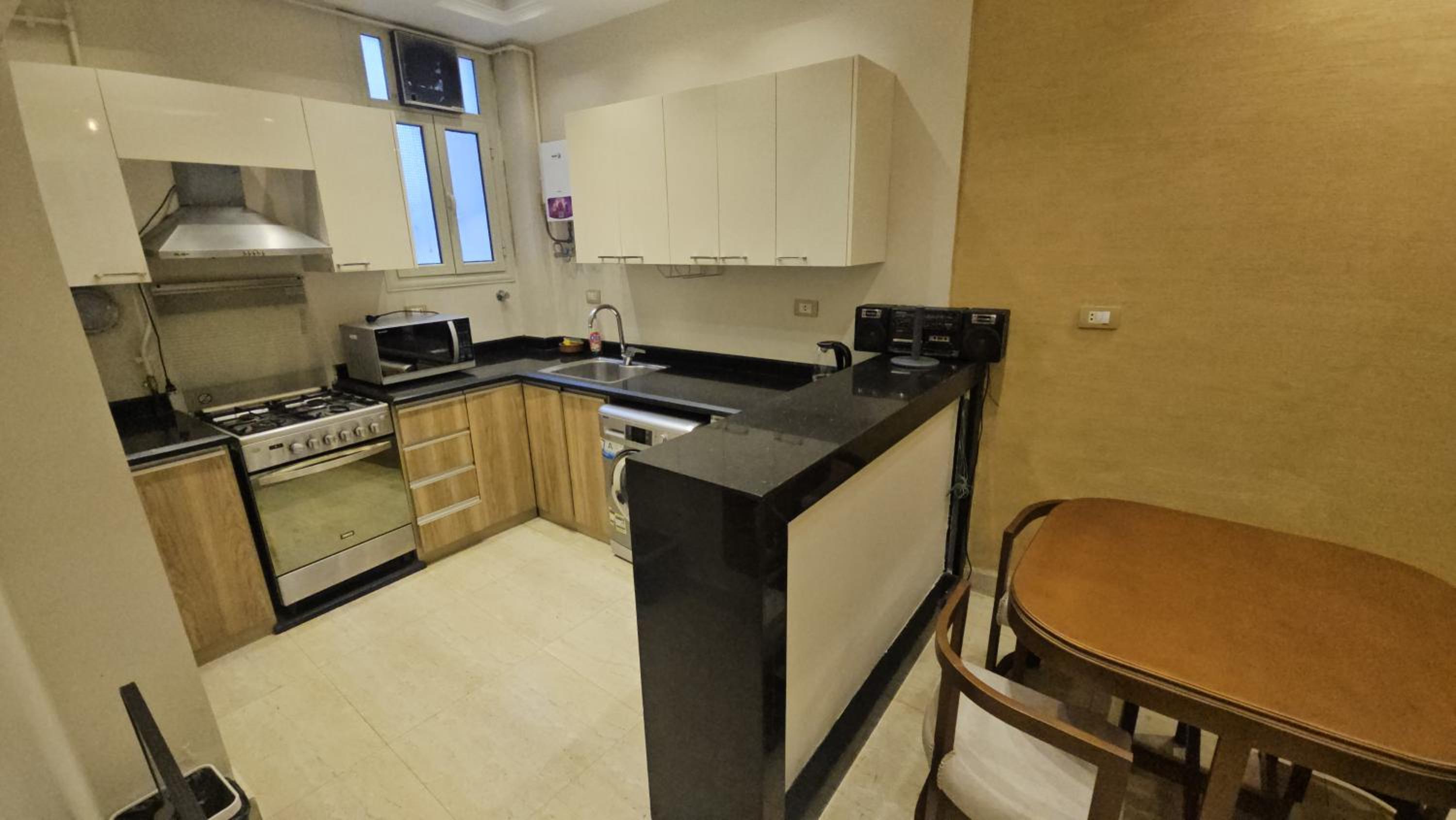 3rd floor luxury apartment-families only