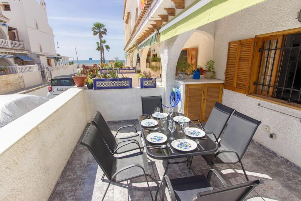 SR82 Beachside Home Santa Pola view 4