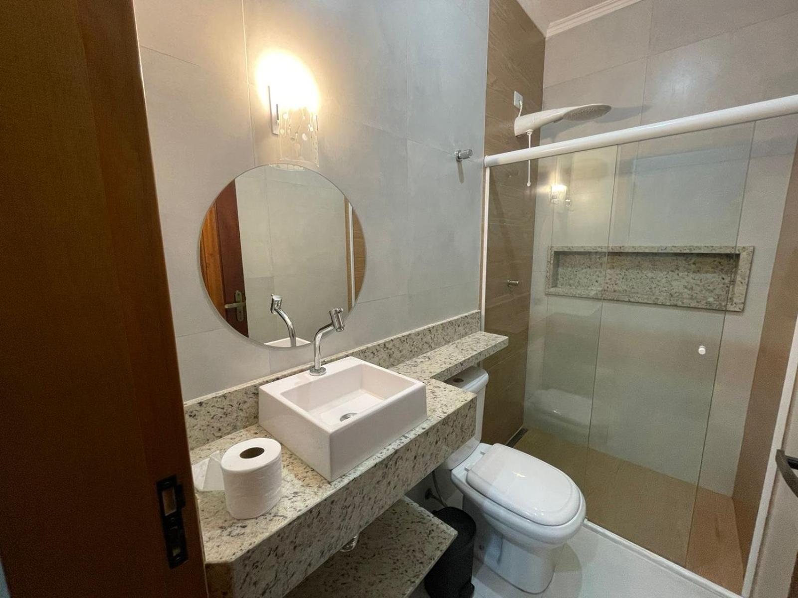 Pousada Riviera & Itaguaré com piscina climatizada!