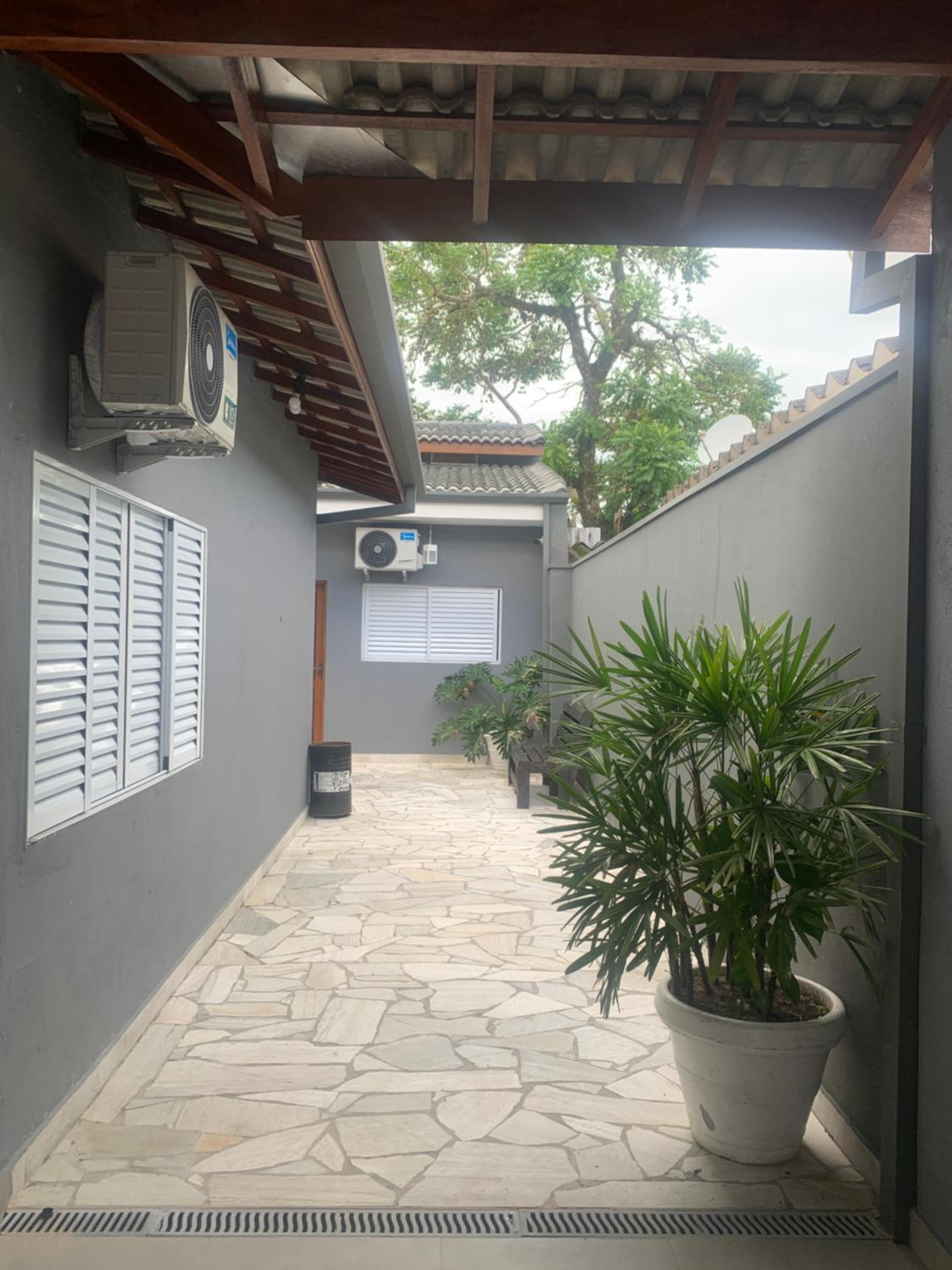 Pousada Riviera & Itaguaré com piscina climatizada!