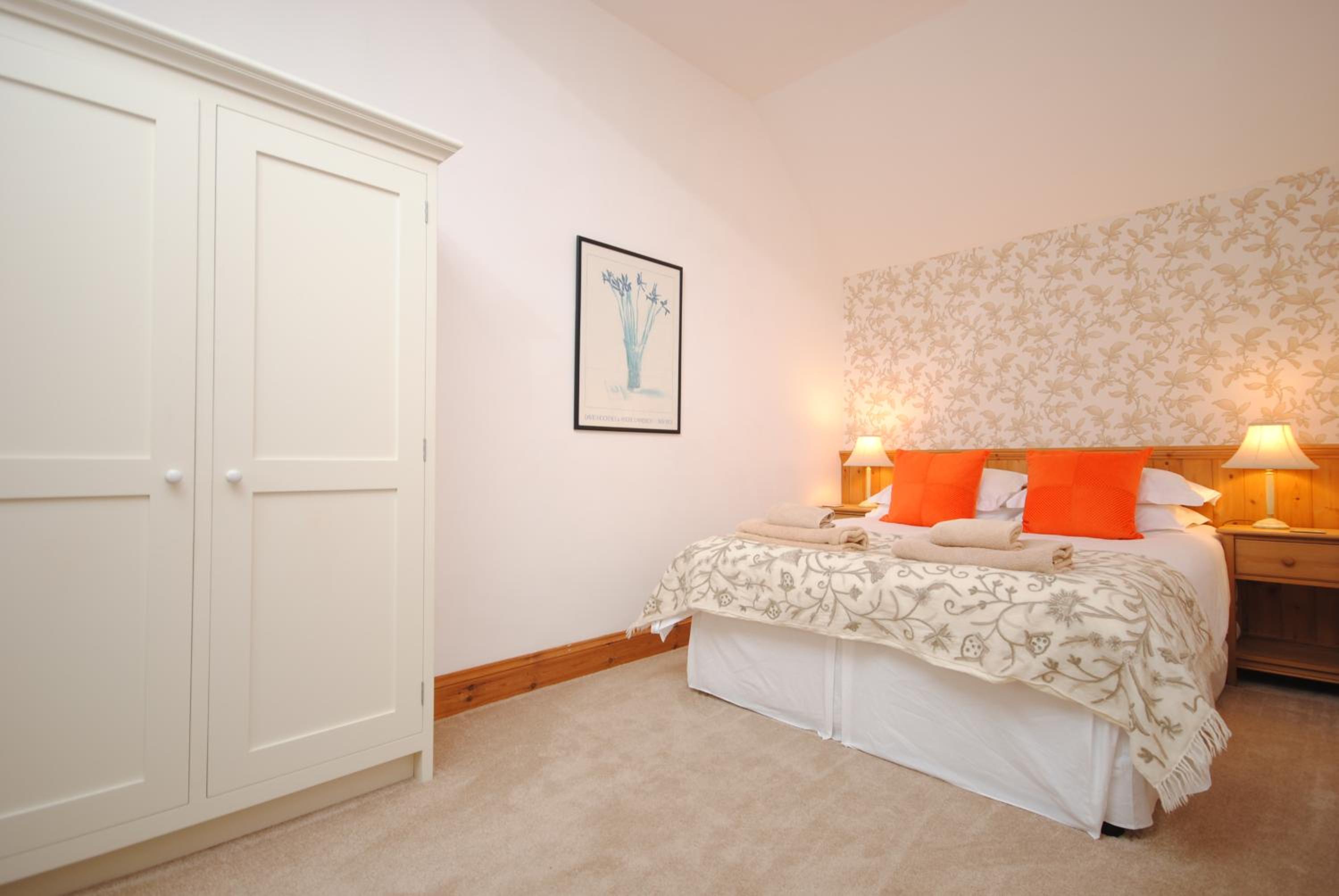 The Byre, Heritage Escapes, Field House Farm view 3