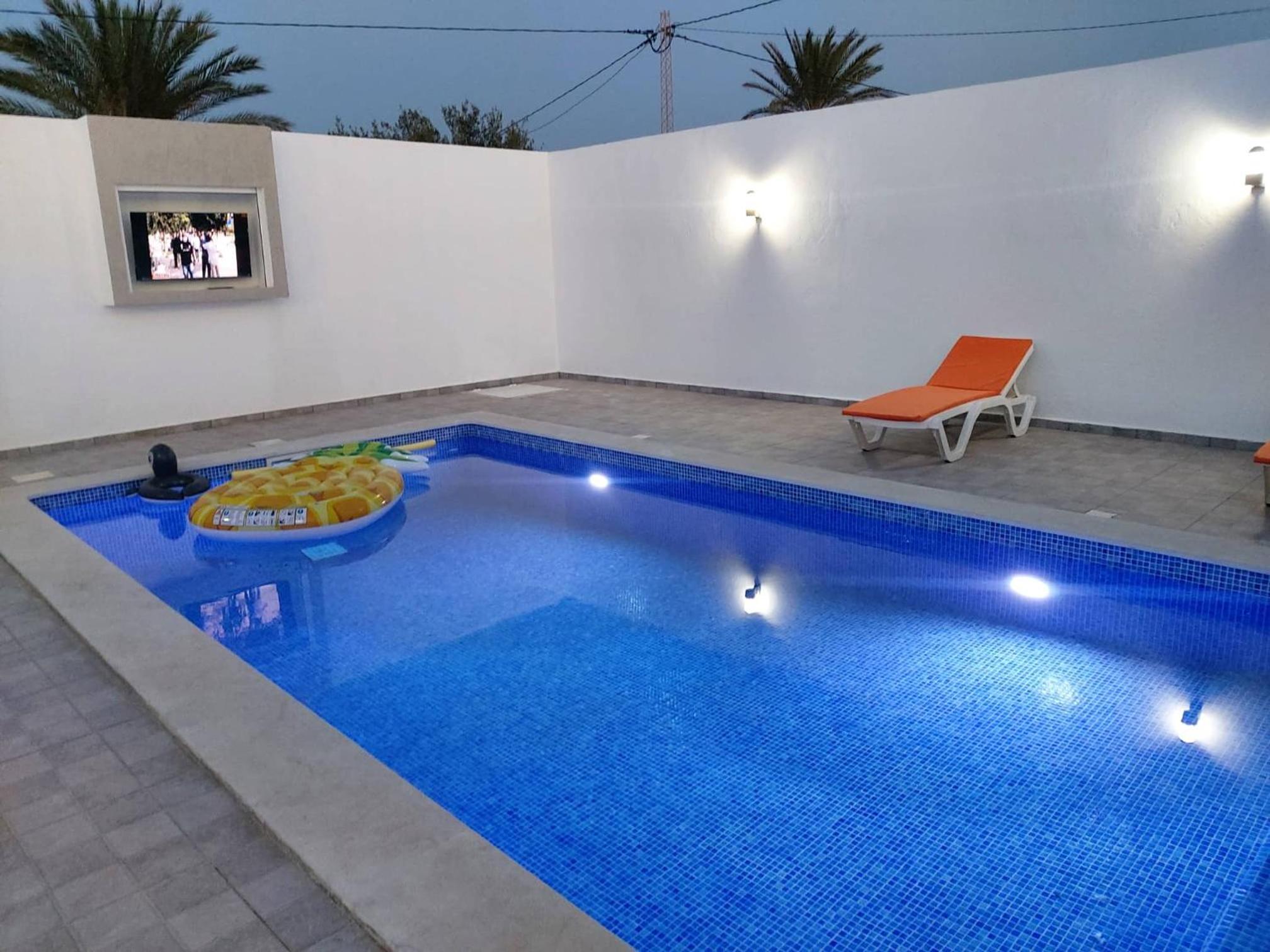 Villa LELLA HADHERYA