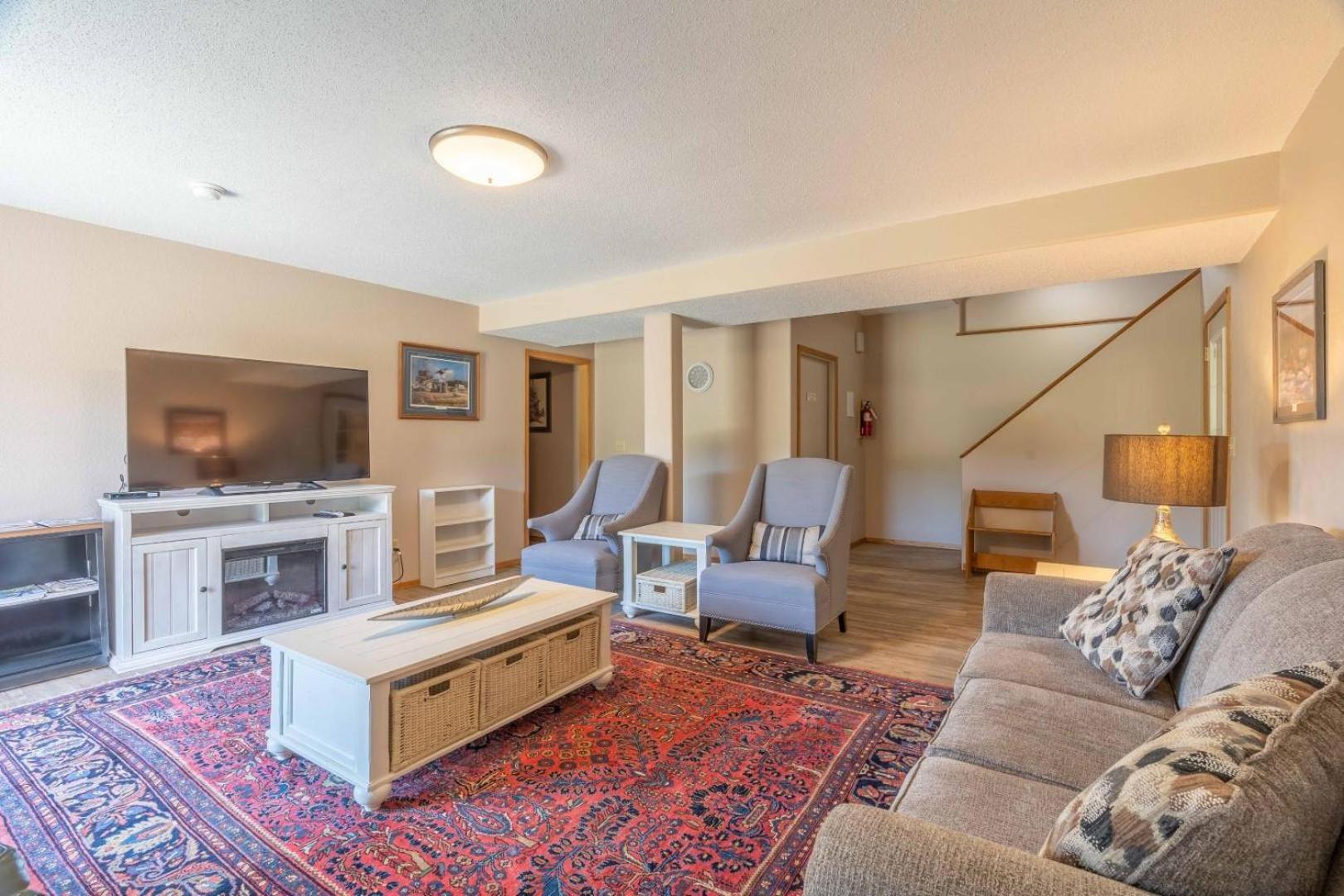 Hayward Valley House