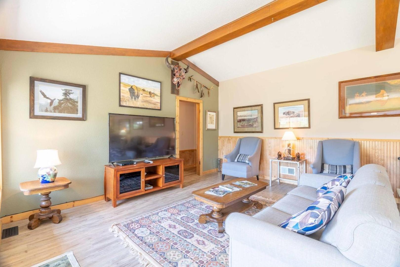 Hayward Valley House