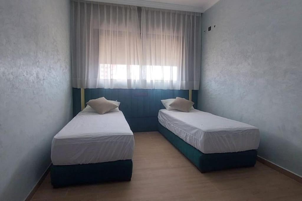 Luxury city center apartment with swimming pool view 5