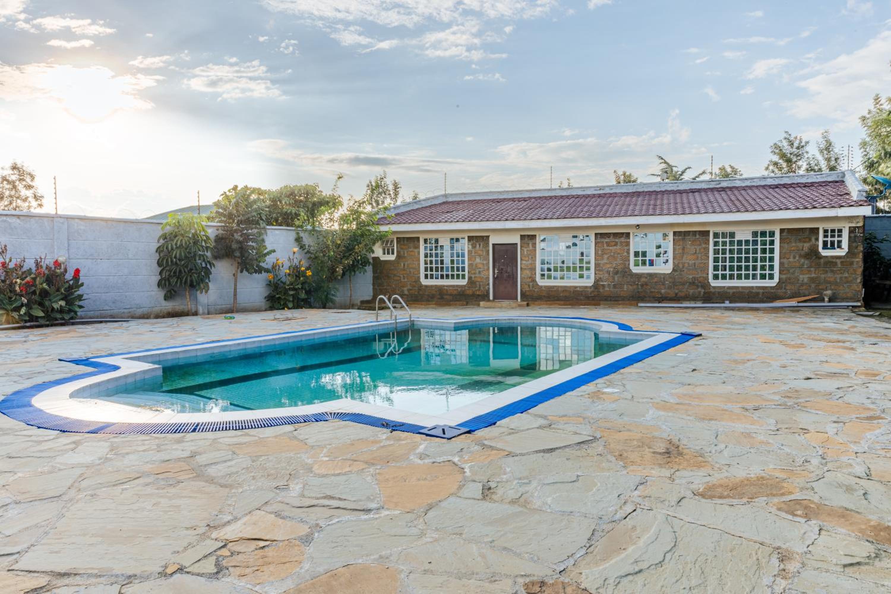 Golden View Manor view 2