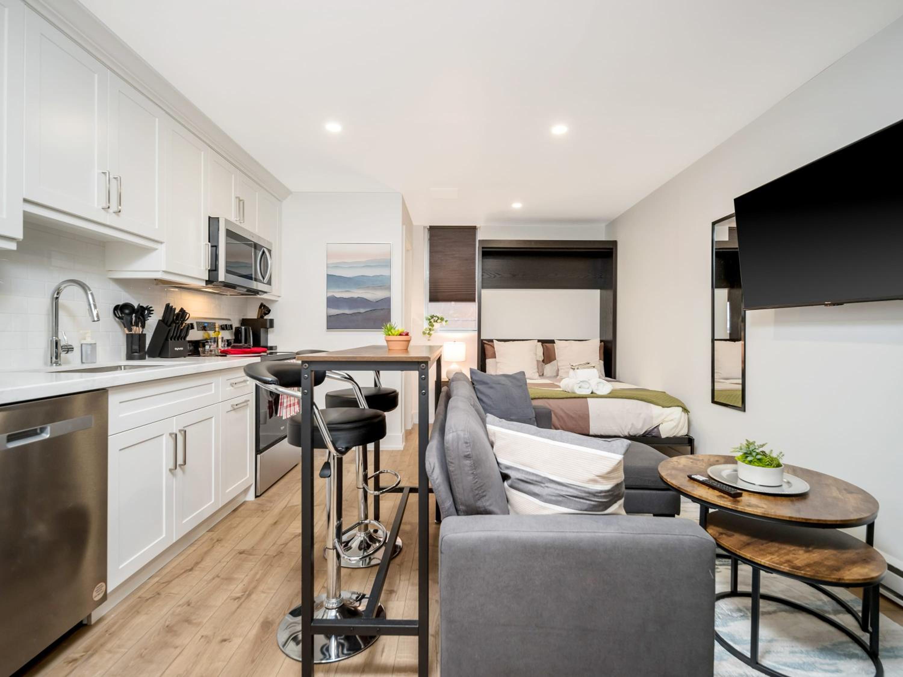 Cozy Studio Apt - Corktown Hamilton - Near DT