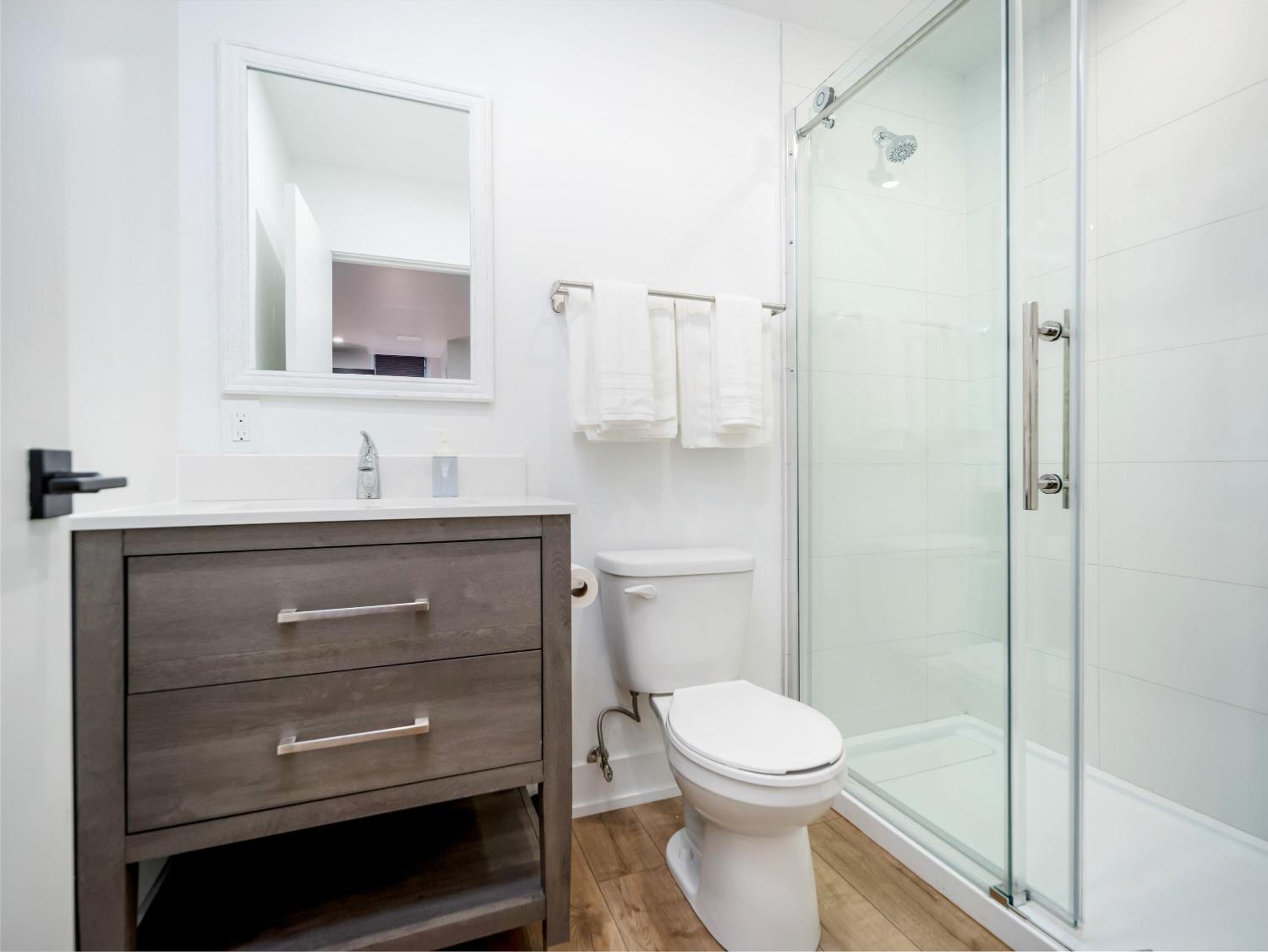 Cozy Studio Apt - Corktown Hamilton - Near DT