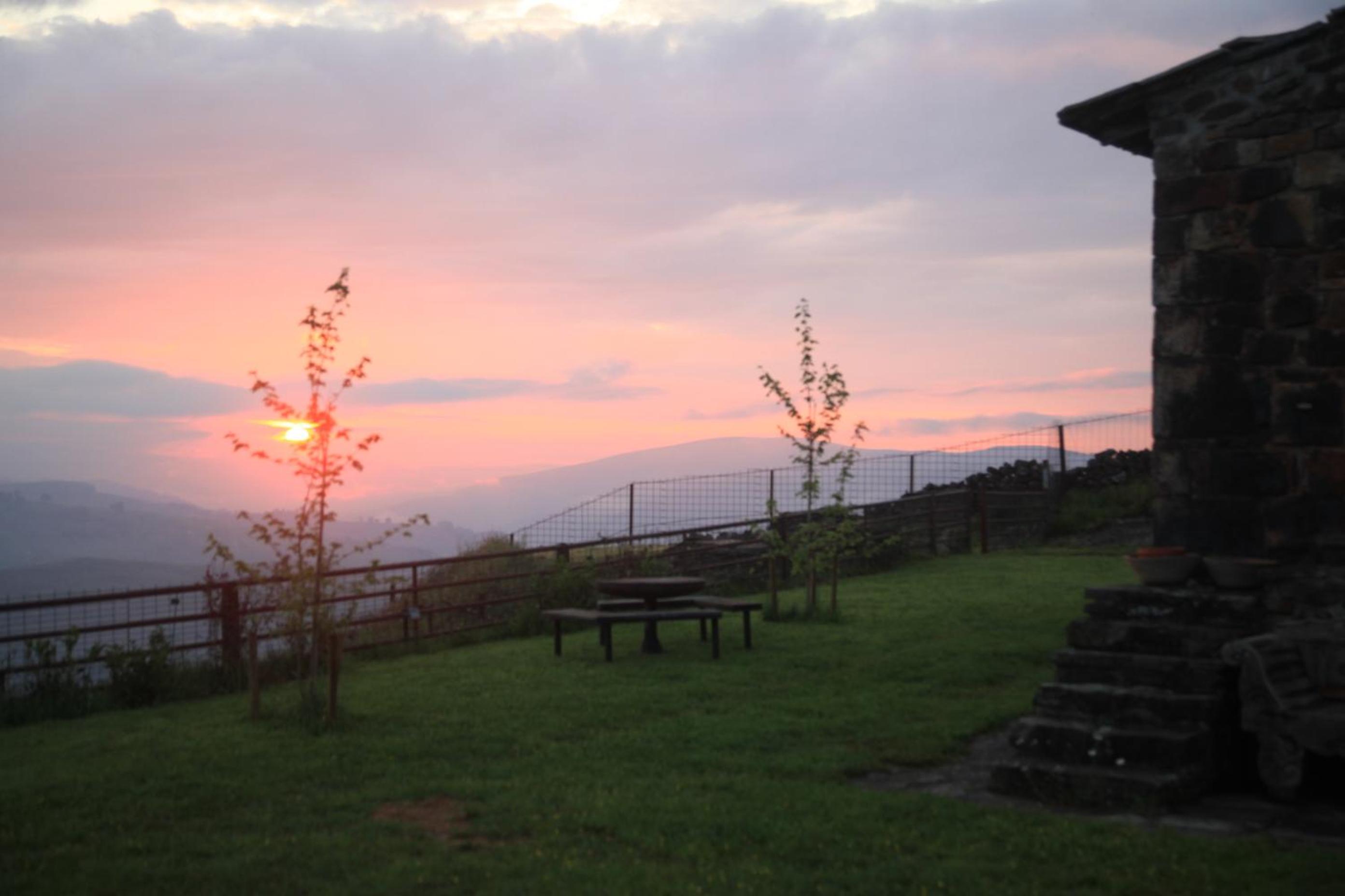 La cabaña mirador de los Valles Pasiegos