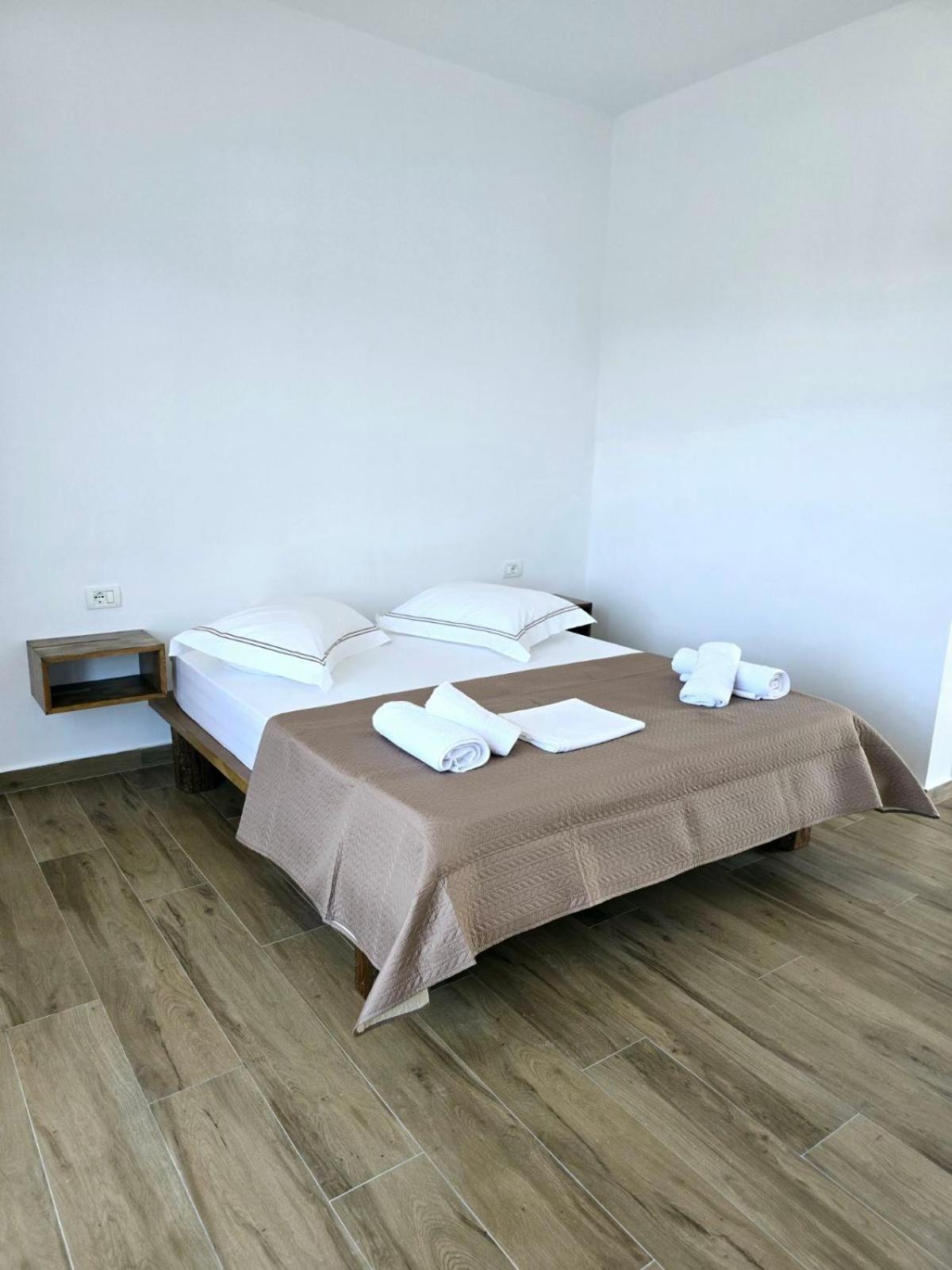 Ambelas Getaways