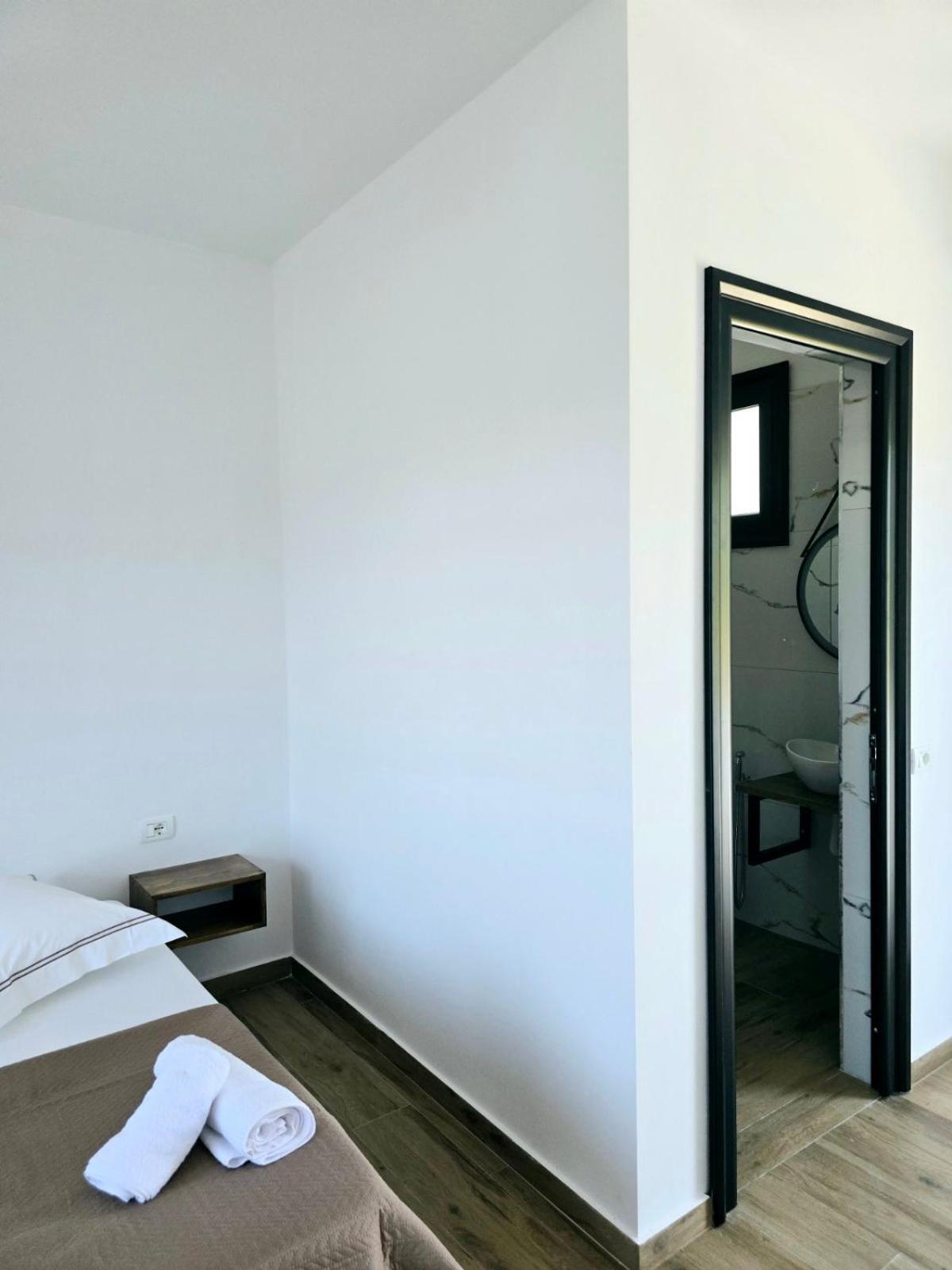 Ambelas Getaways