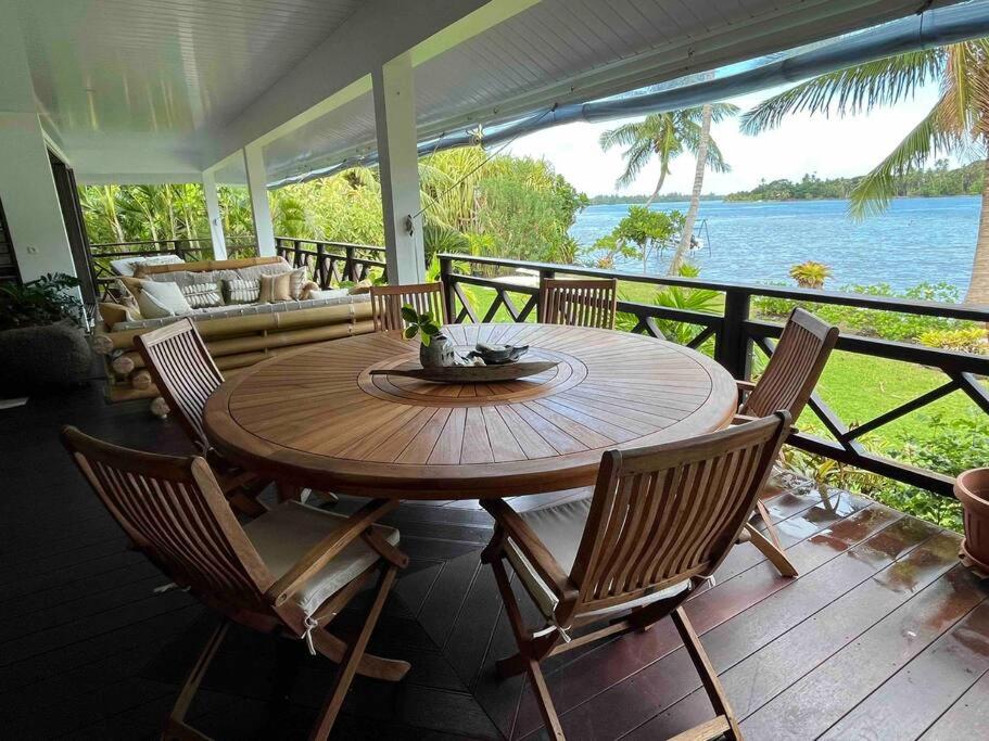 Blue Coral House, Luxury Waterfront view 2