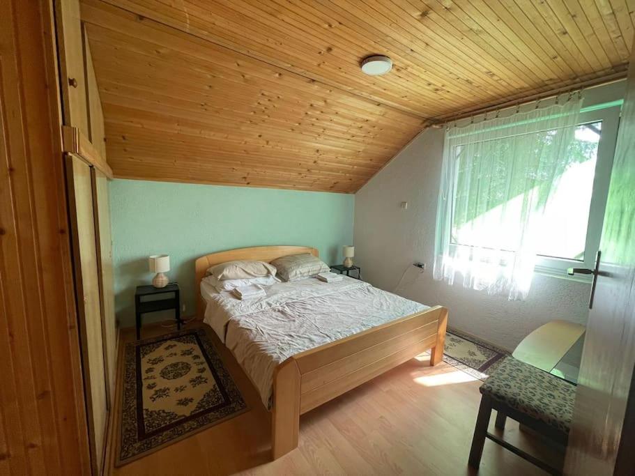 Jezero apartment