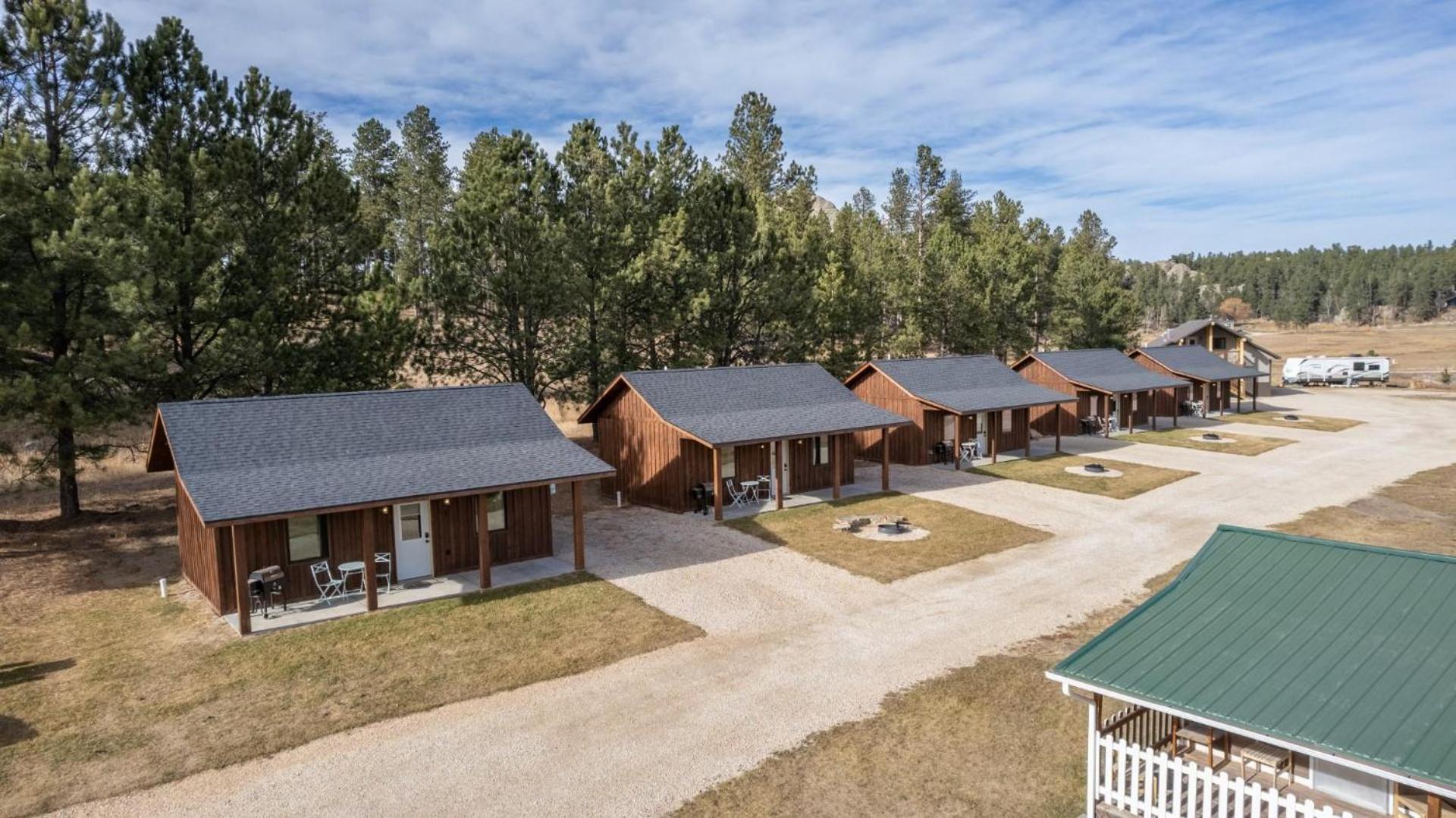 Gold Valley Camp Cabin 3 in Custer, US