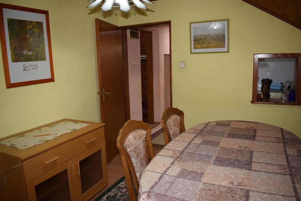 Jezero apartment