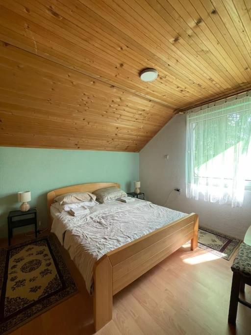 Jezero apartment