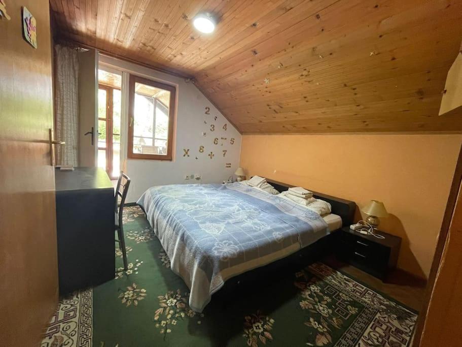 Jezero apartment