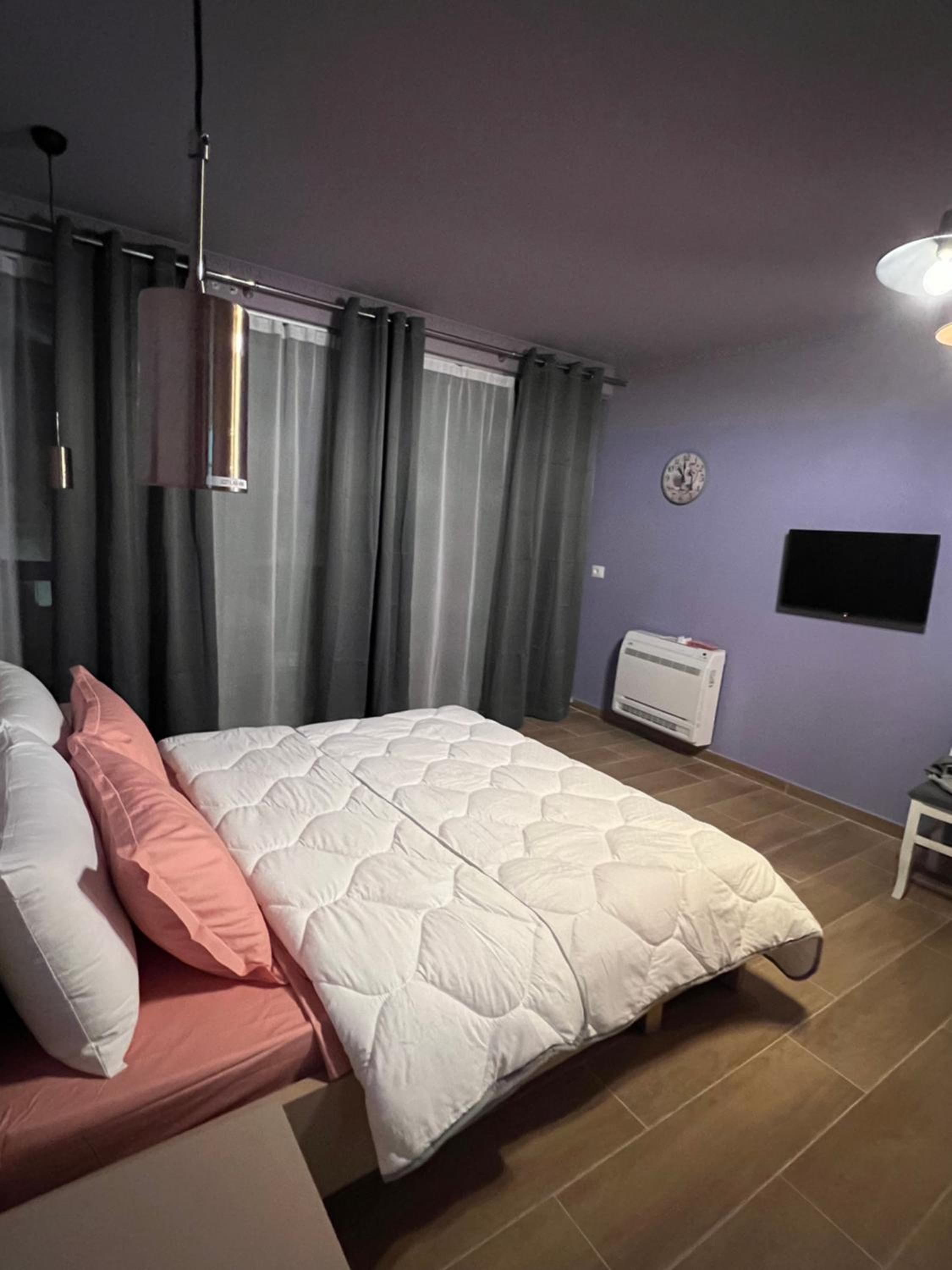 Mirelas guesthouse photo 3