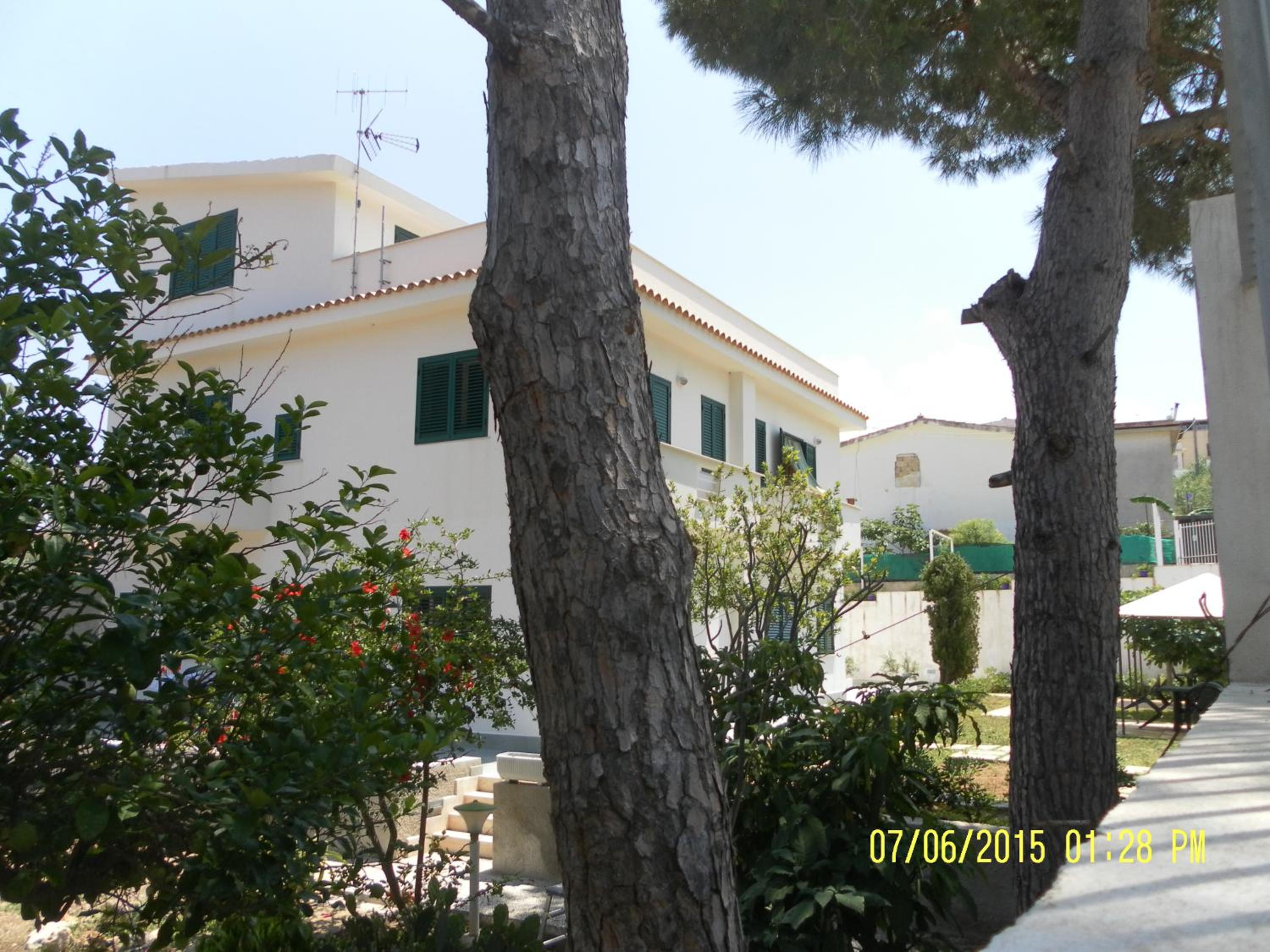 Photo 42
