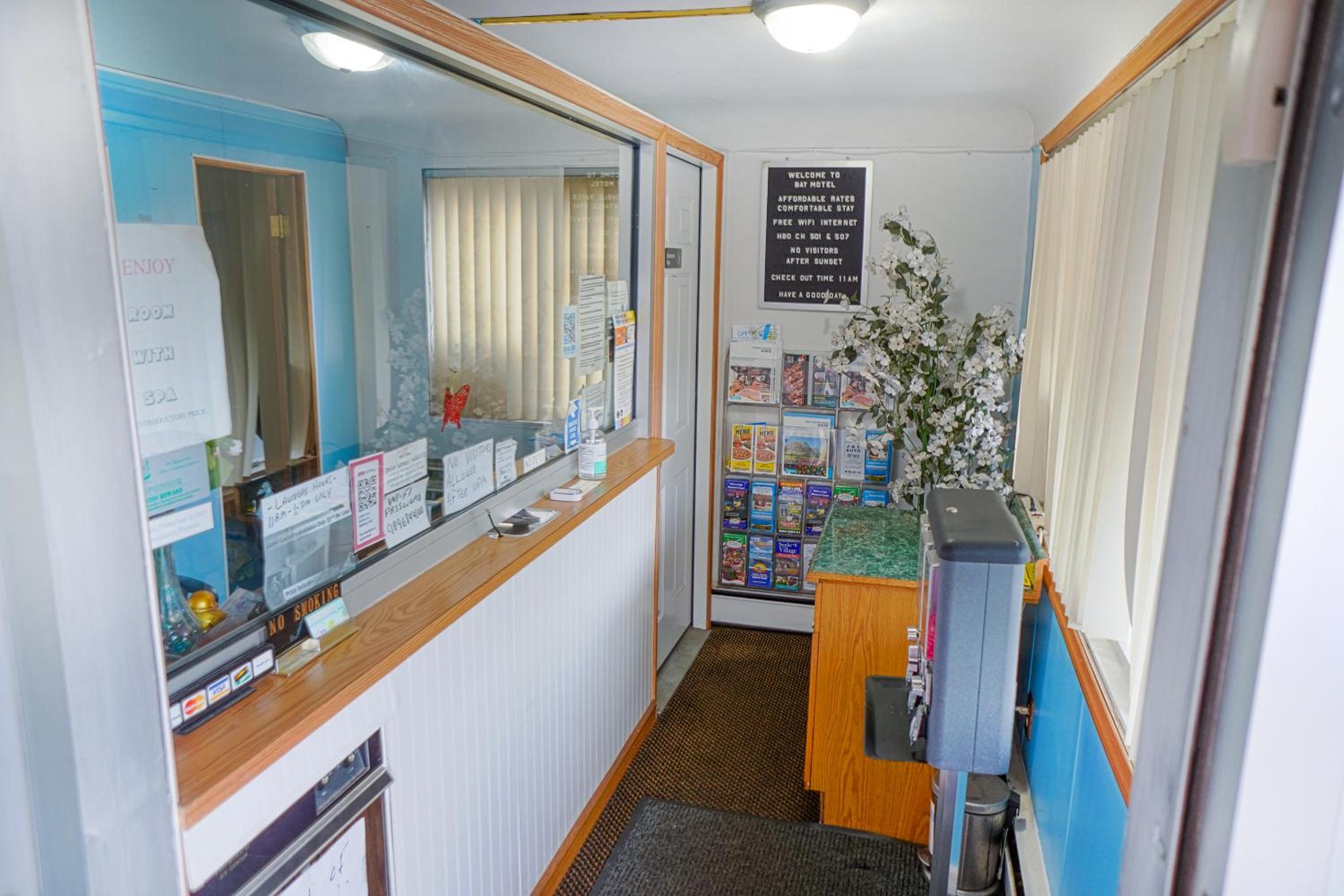 Bay City Vacations - Bay Motel By OYO Bay City - Property Image 23