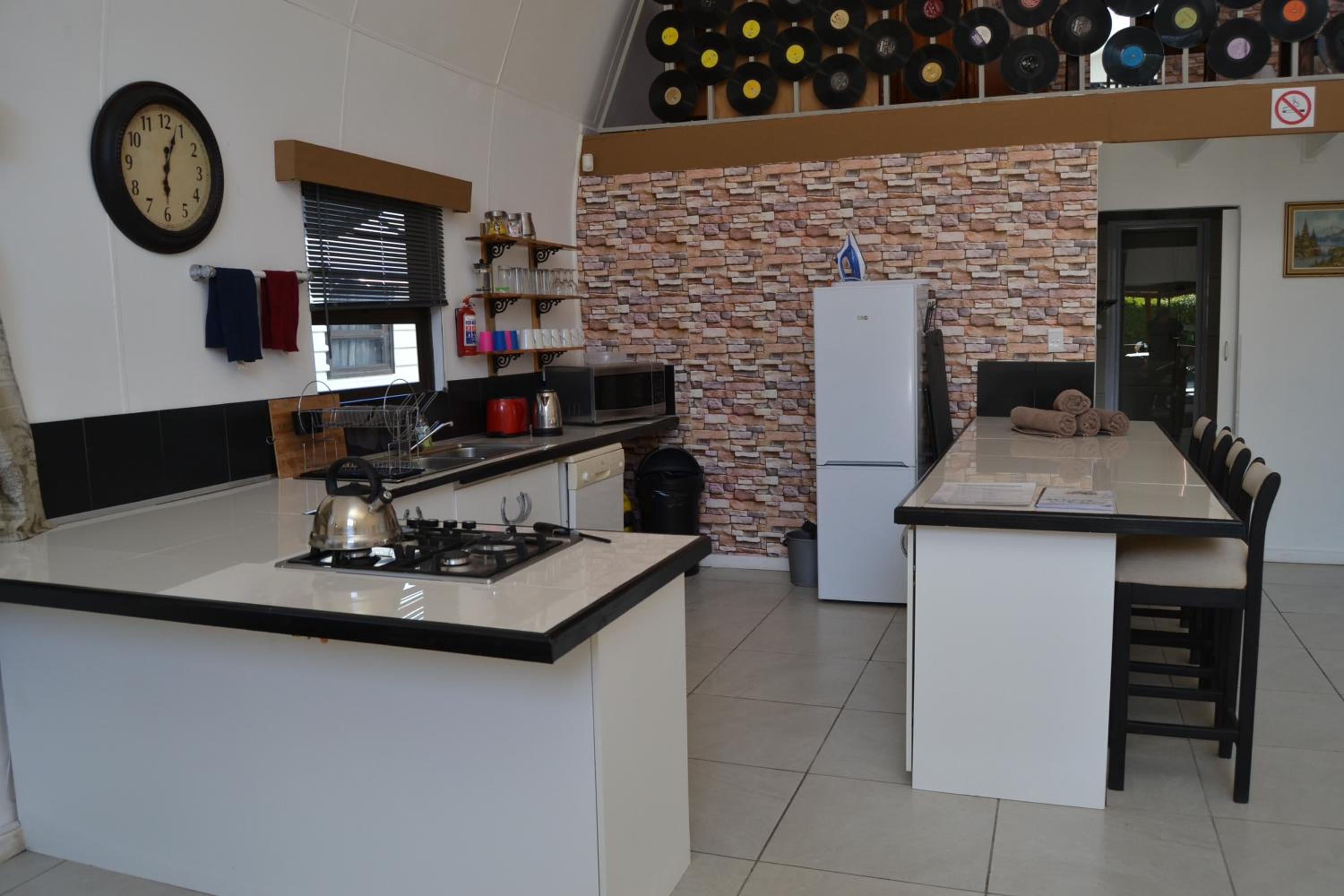 Arch Cabins Self Catering Homes Storms River
