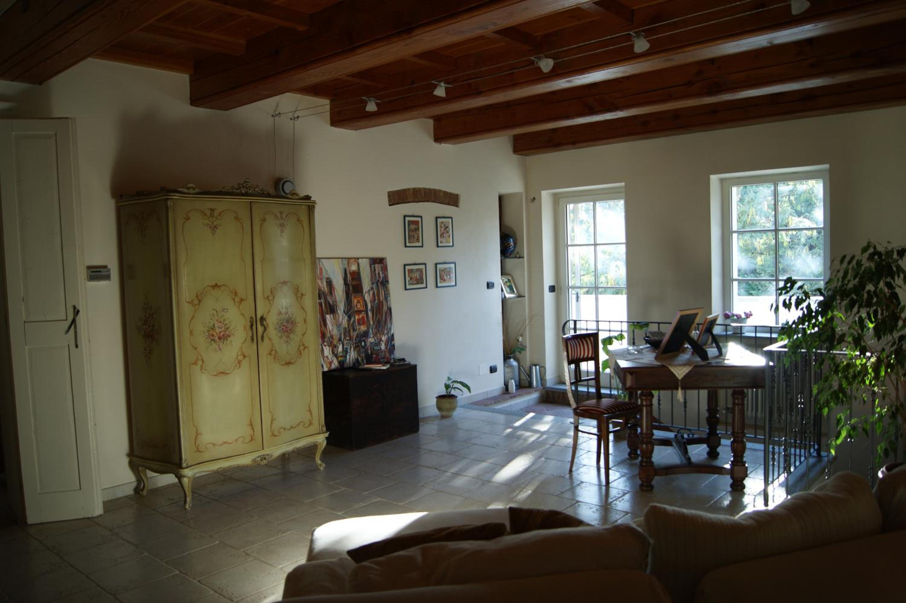 Photo 37
