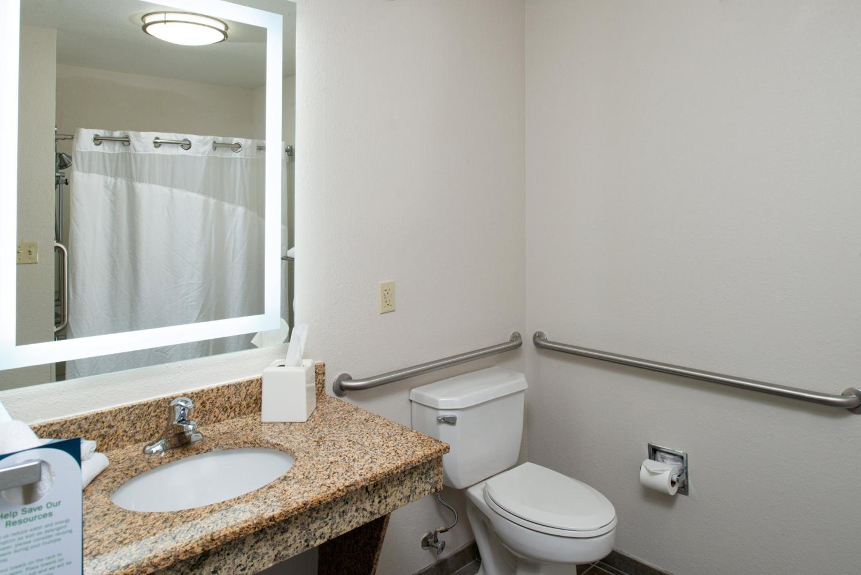 Farmington Vacations - Holiday Inn Express Hotel  Suites Farmington, an IHG Hotel - Property Image 4
