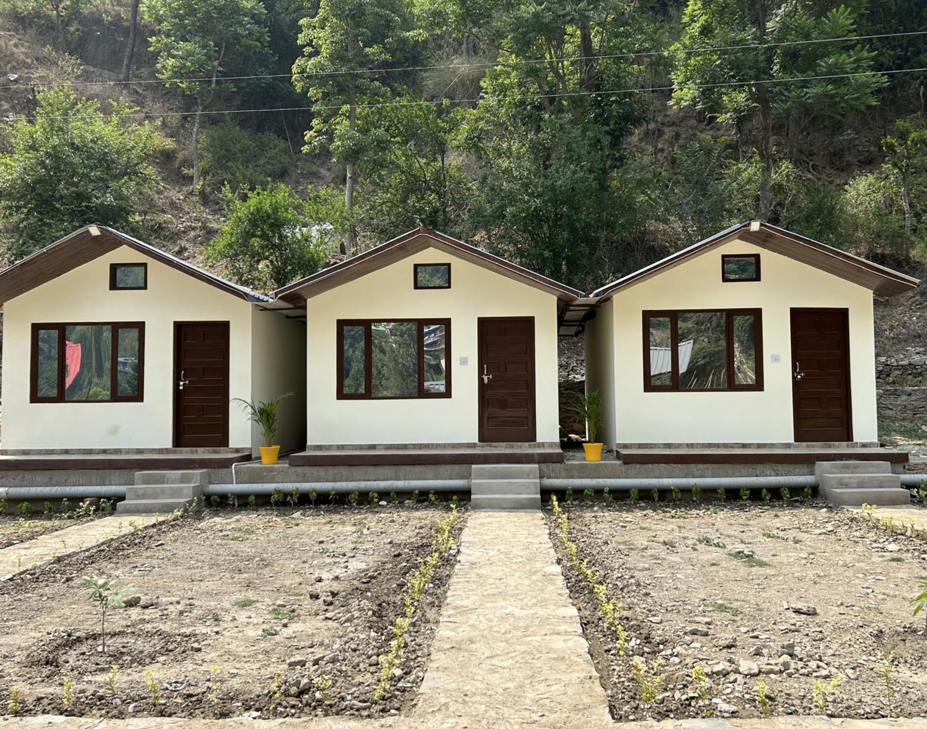 Serene River Cottages Sadhupul