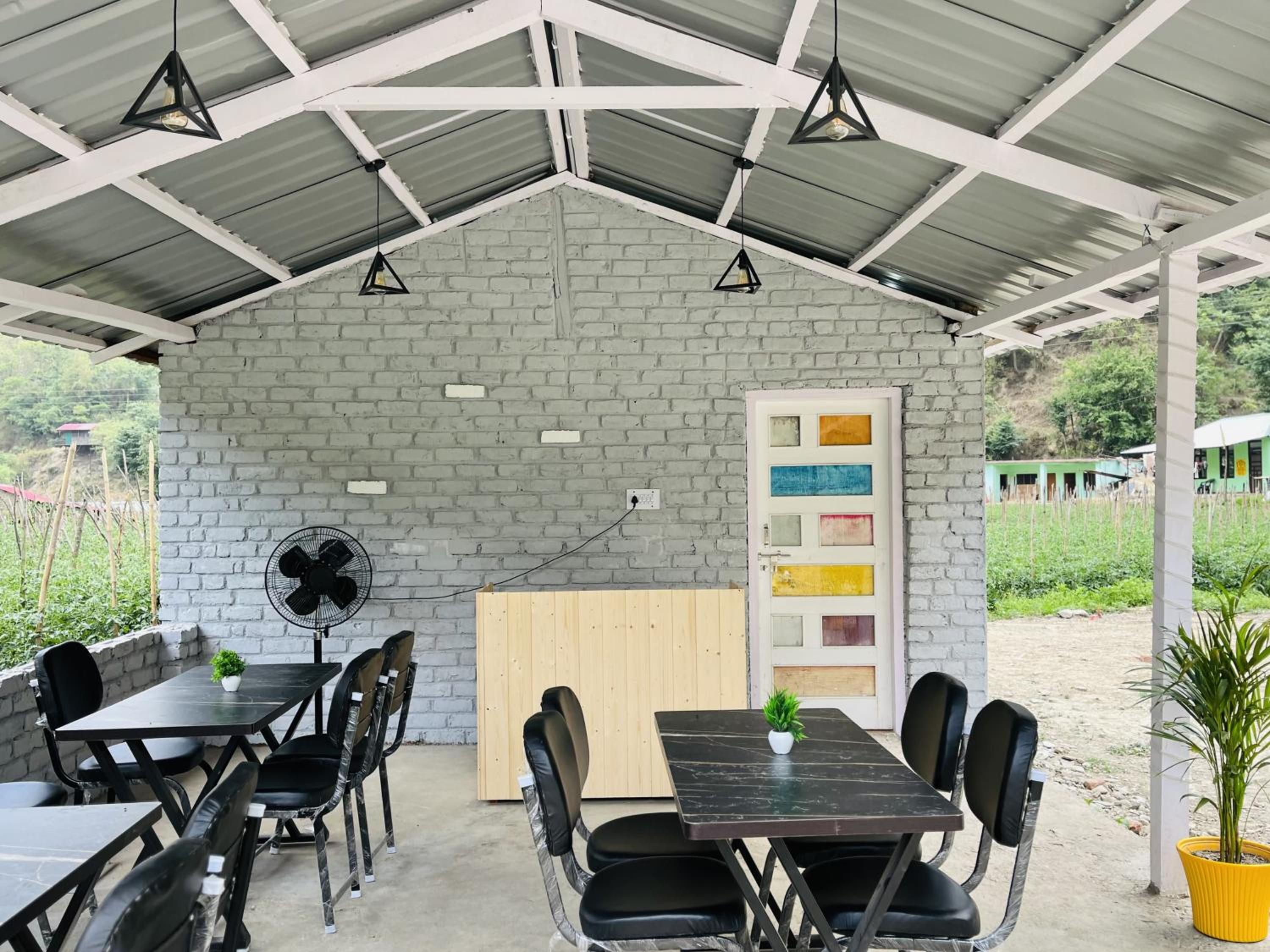 Serene River Cottages Sadhupul