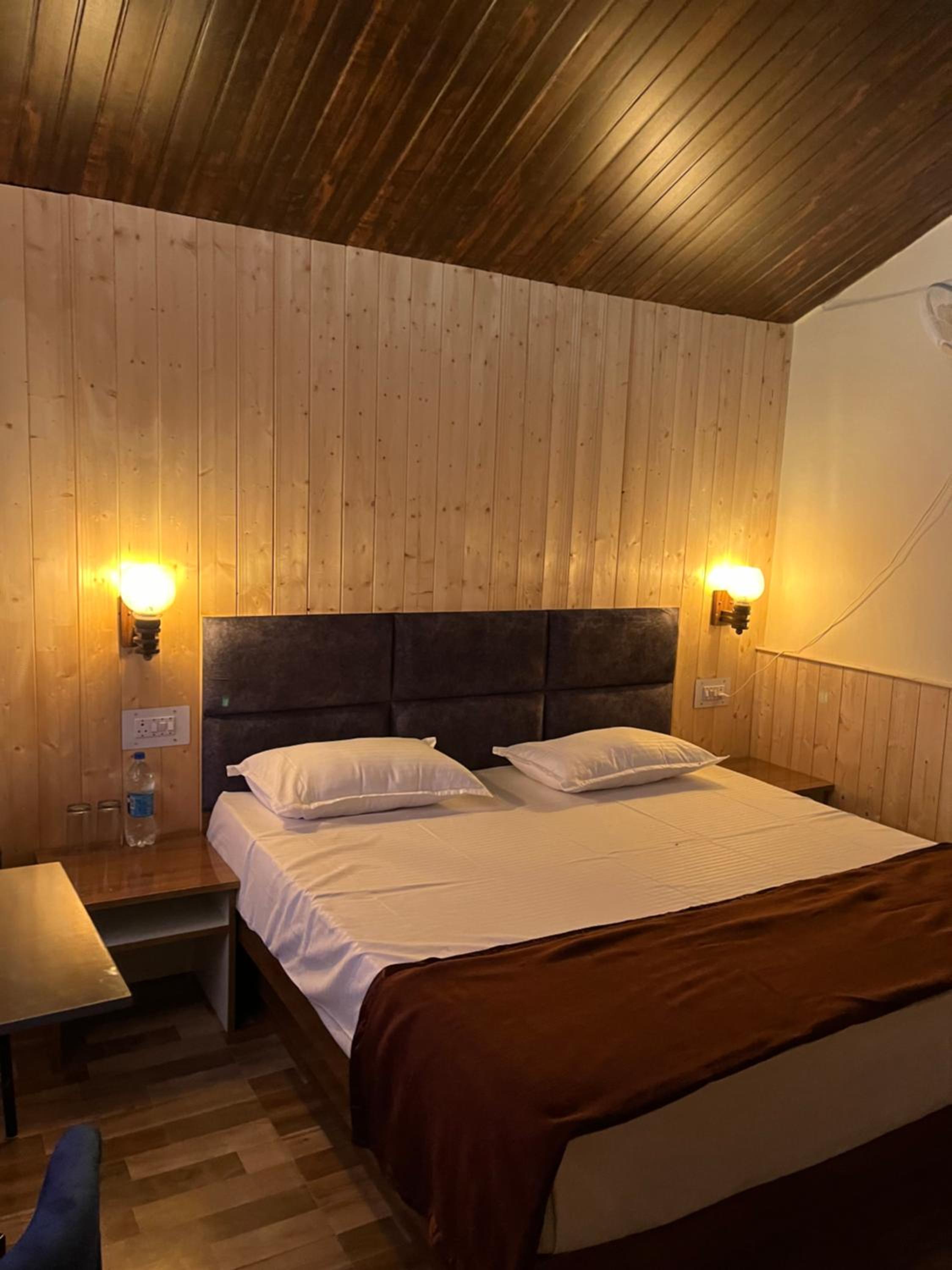 Serene River Cottages Sadhupul
