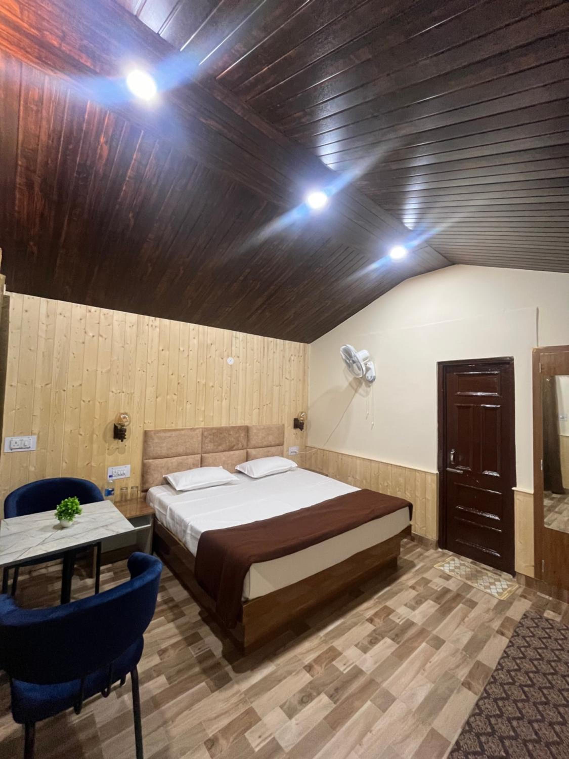 Serene River Cottages Sadhupul