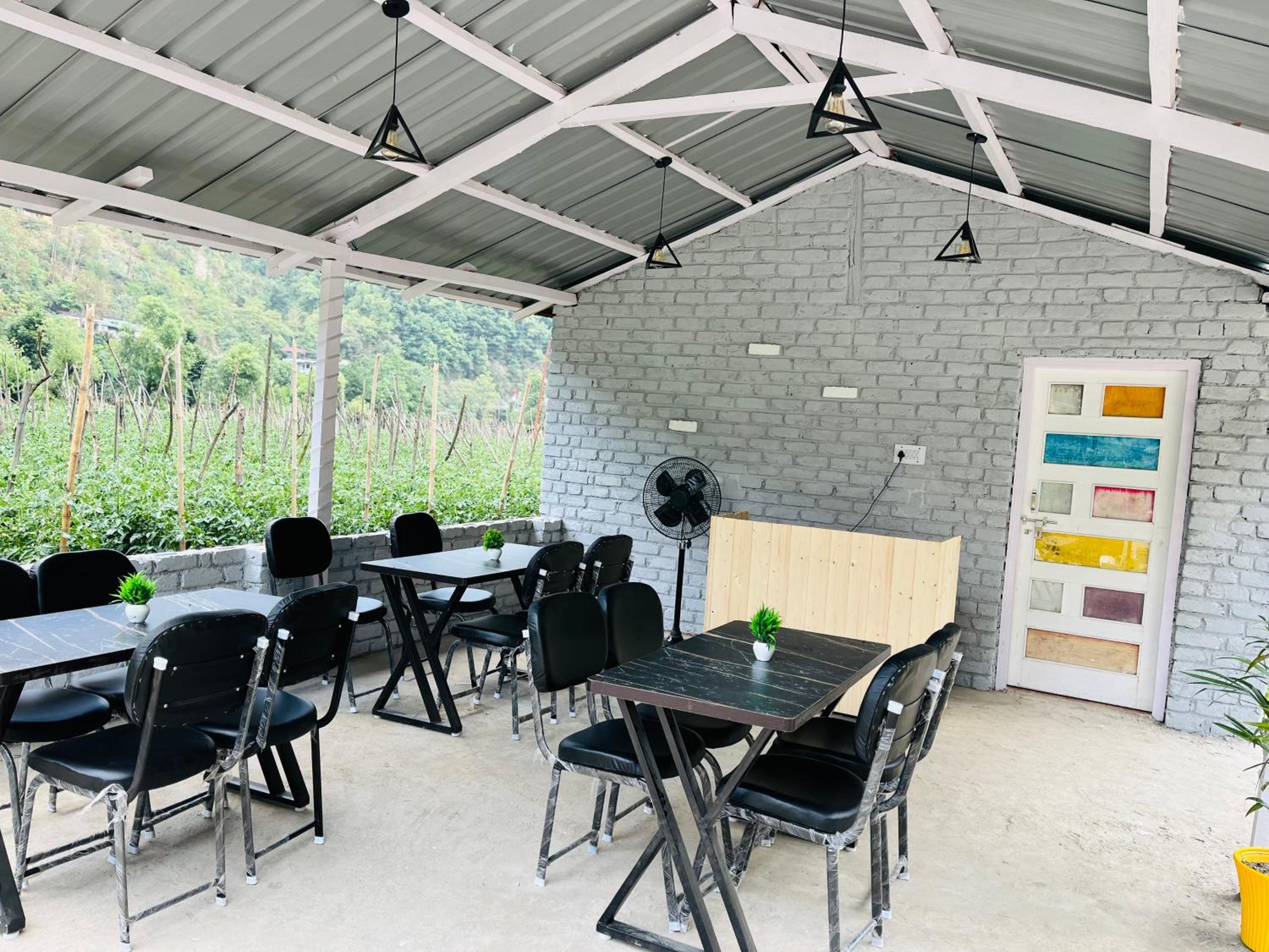 Serene River Cottages Sadhupul