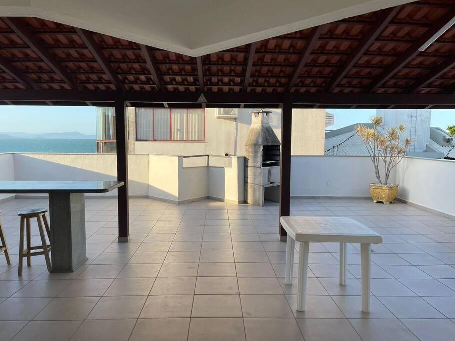 Praia de canasvieiras 50 metros