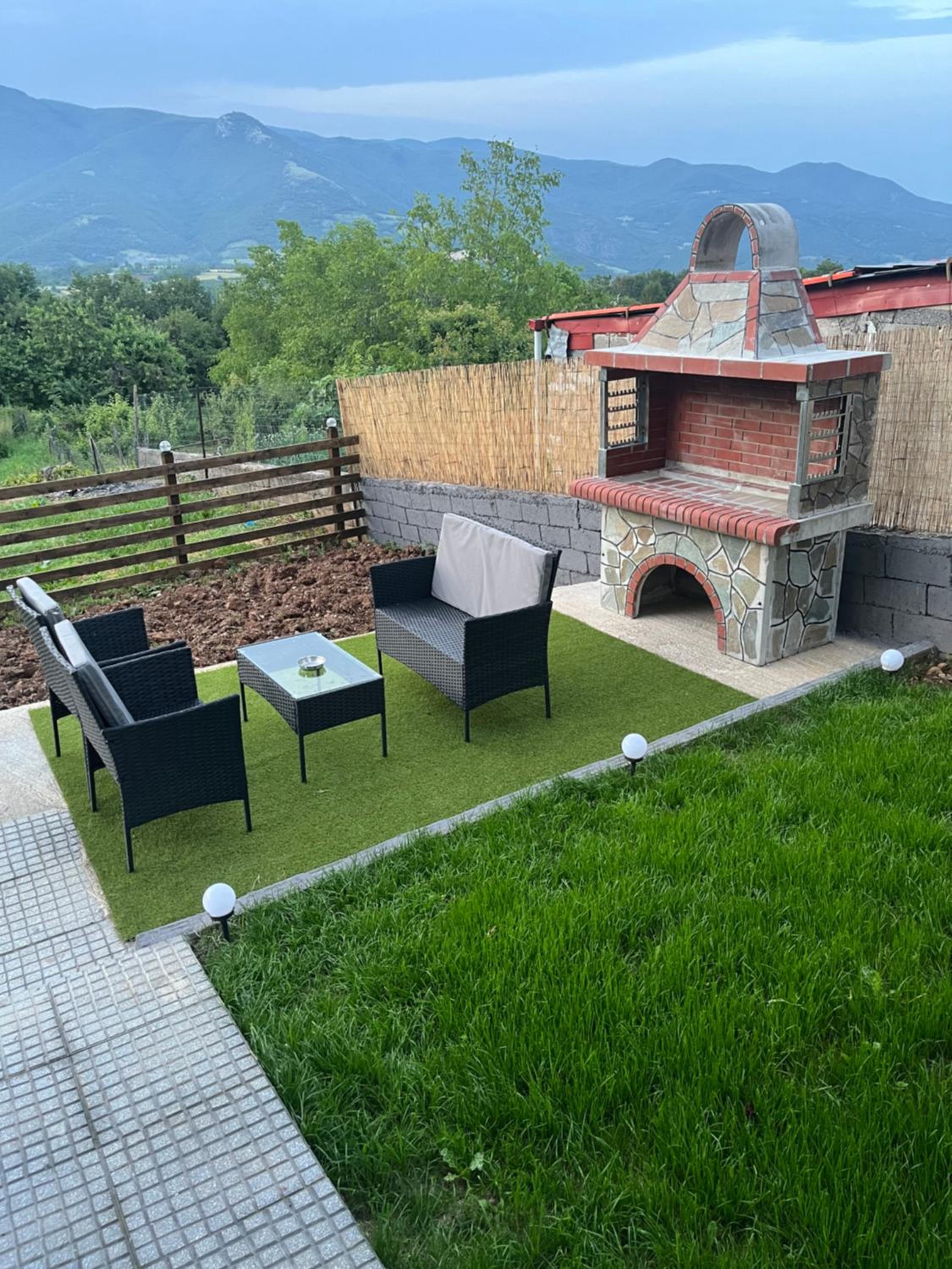 Elatovillage photo 3